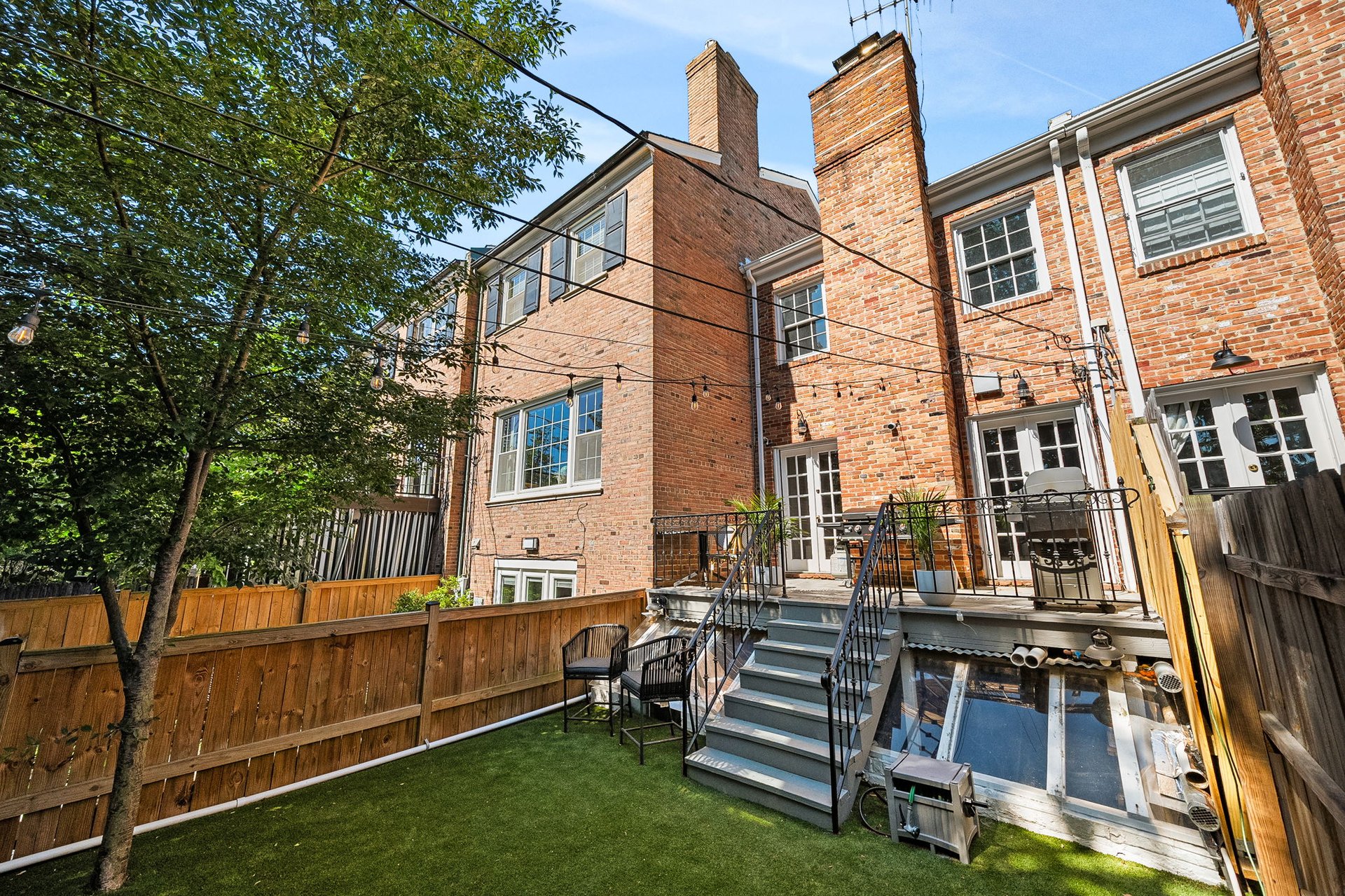 406 S Pitt St.
