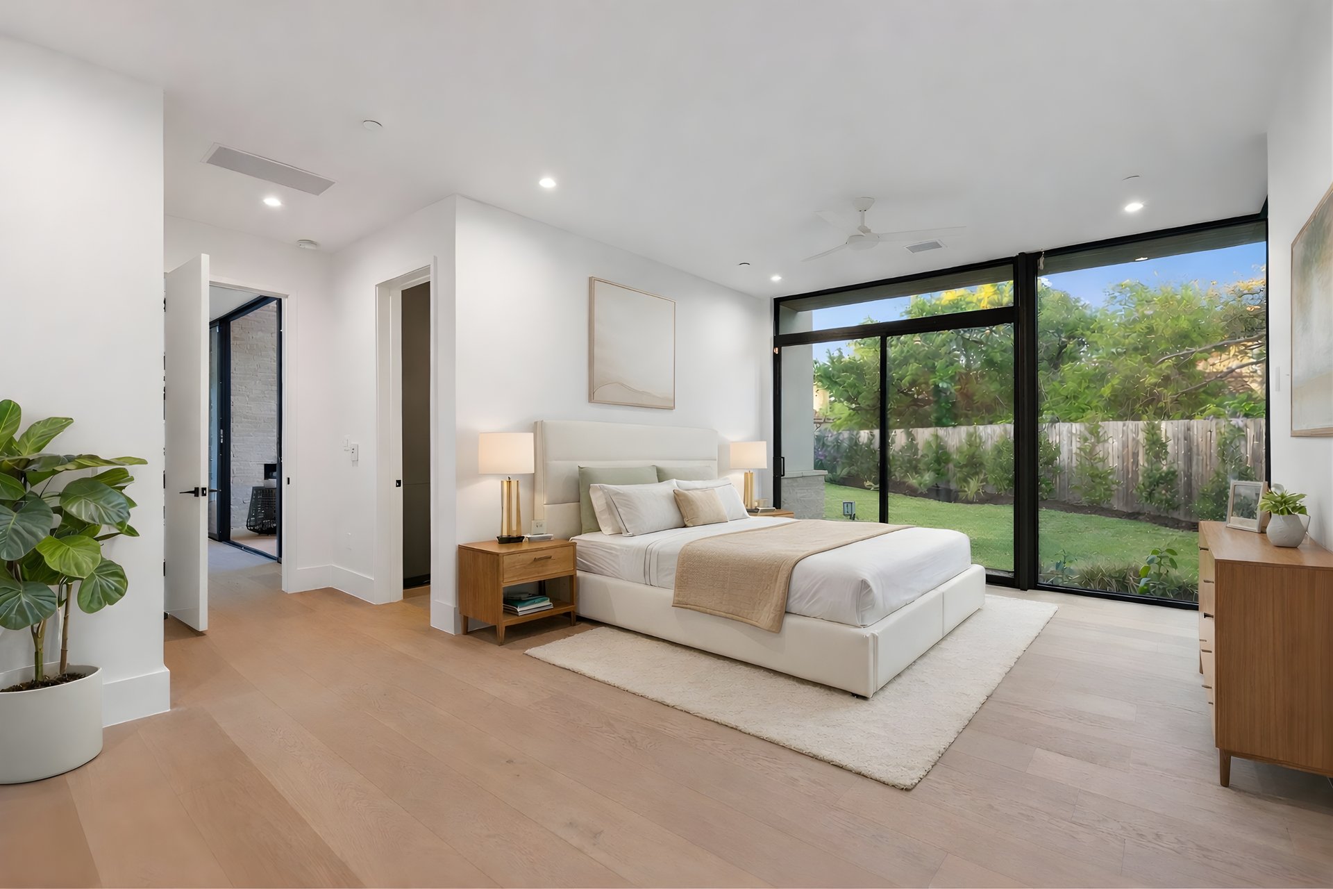 Architectural Elegance in Westlake