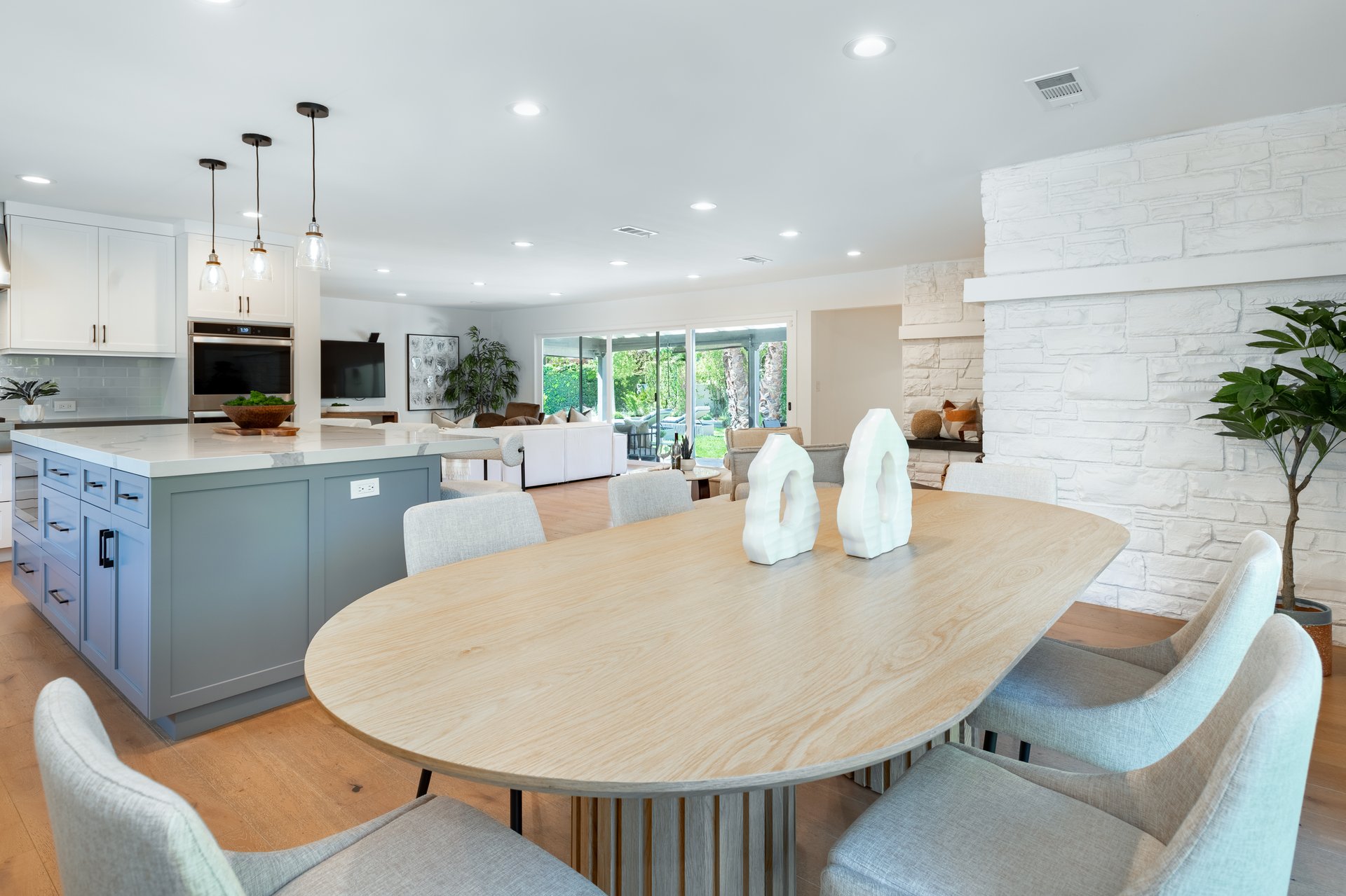 4495 Libbit Ave.