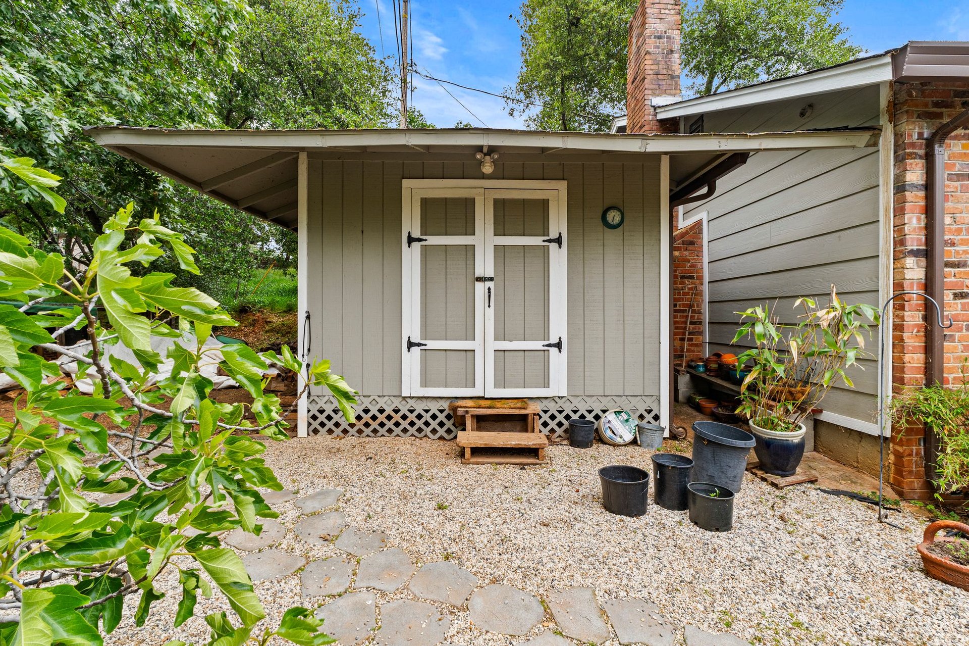 2573 Bryan Way