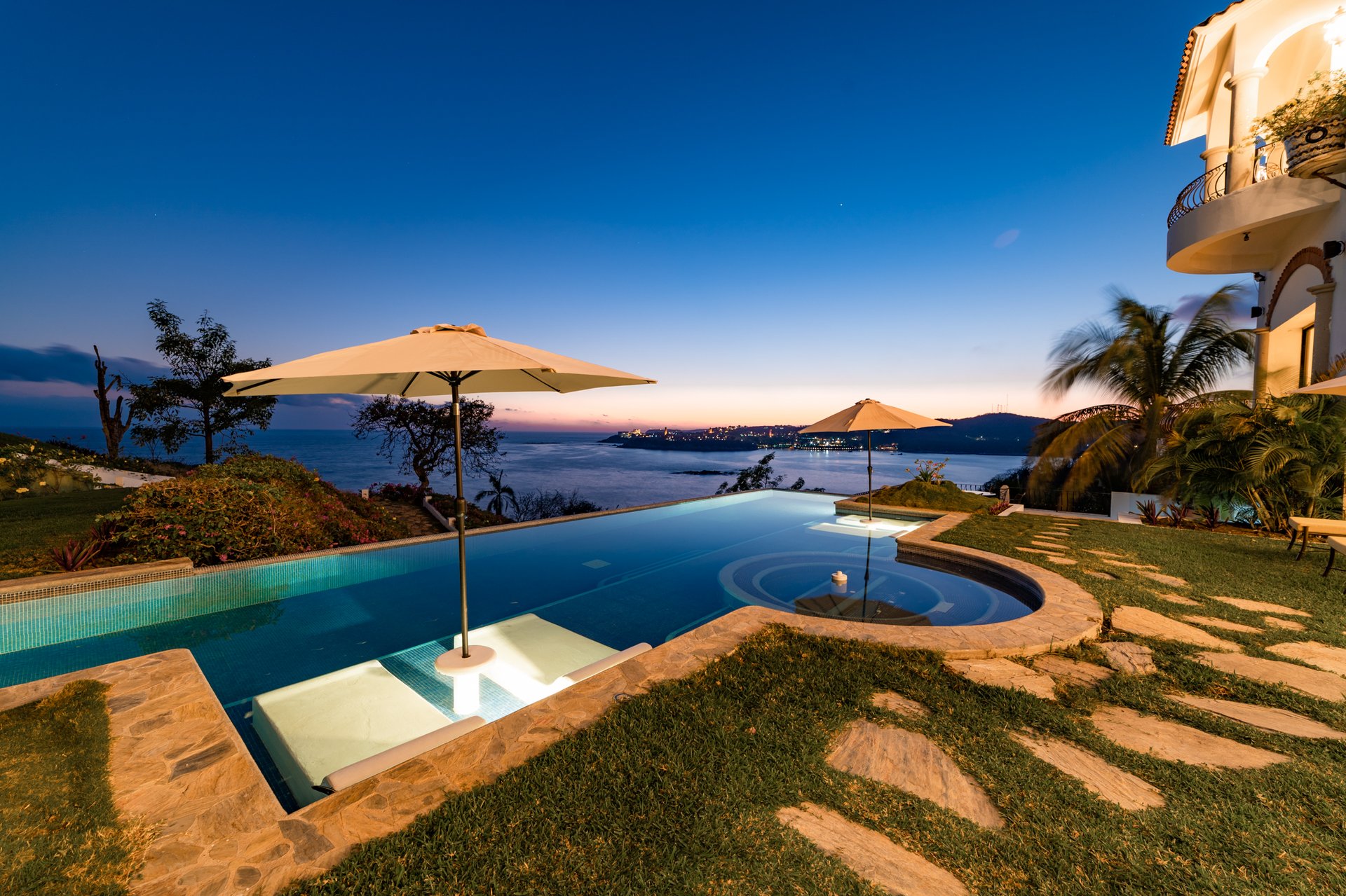 5 Bedroom, Single Family Home, Villa Encantada 
