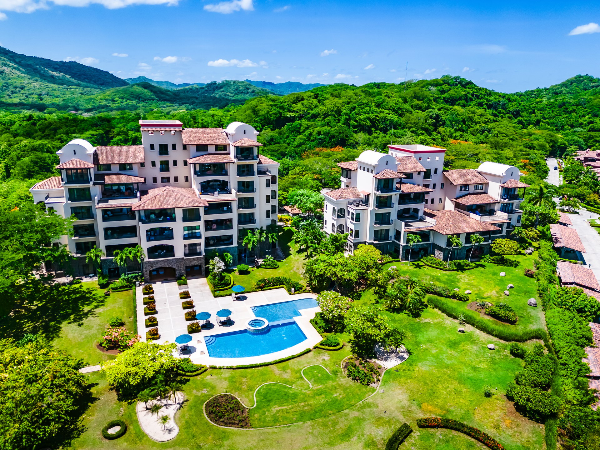Malinche 424B | Luxurious 3-Bedroom Ocean View Condominium in Playa Conchal