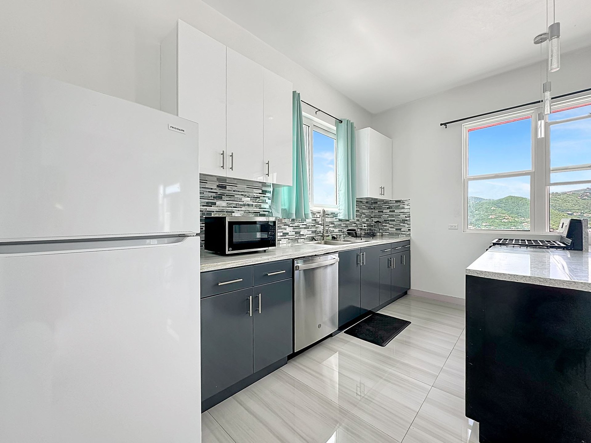 992 Jean Hill 2 Bedroom Apartment