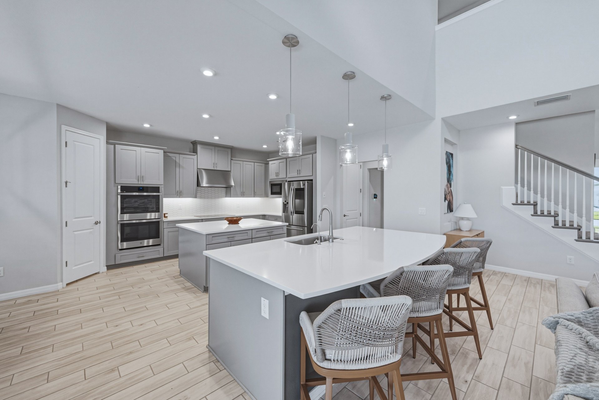 6978 BRADBURY CIR
