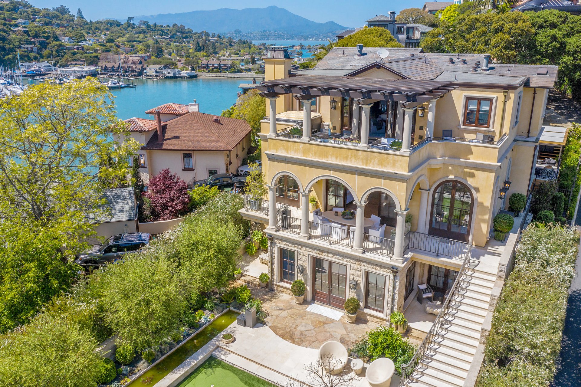74 Bellevue Avenue