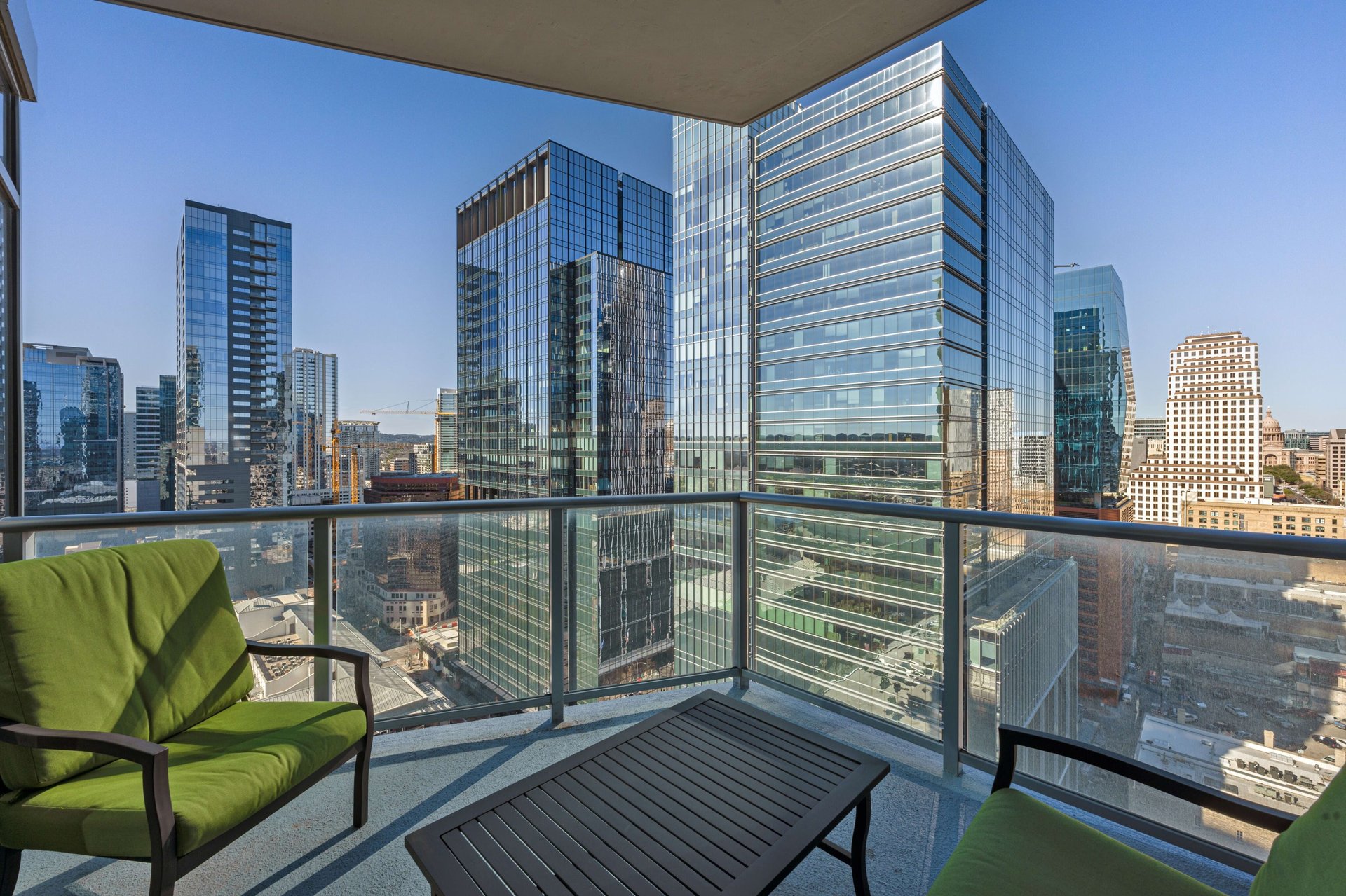 200 Congress Ave #21E