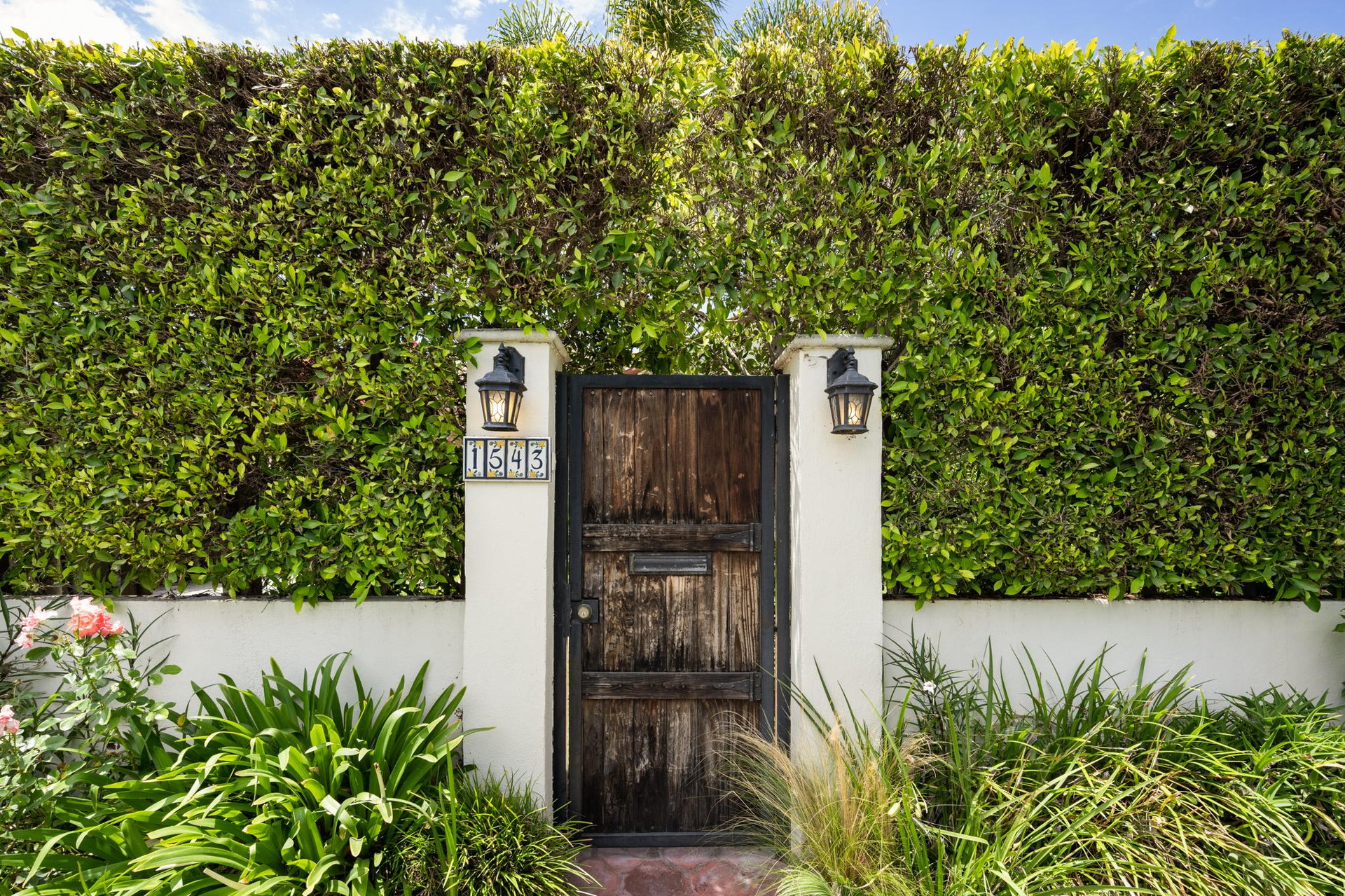 Lush Private Spanish Hideaway in Picfair Village