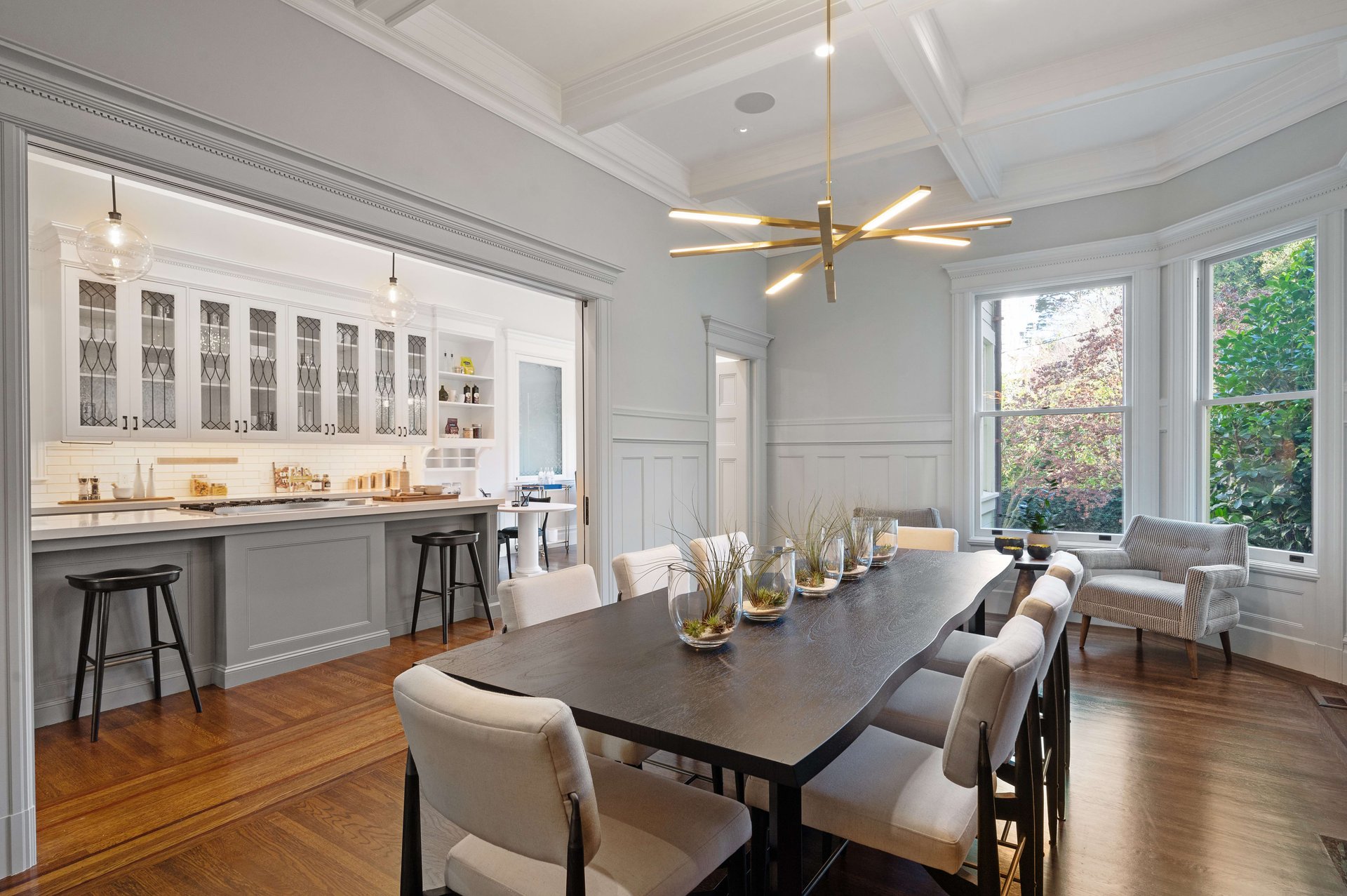 Grand Pacific Heights Home on a Coveted Flat Block between Lafayette & Alta Plaza Parks