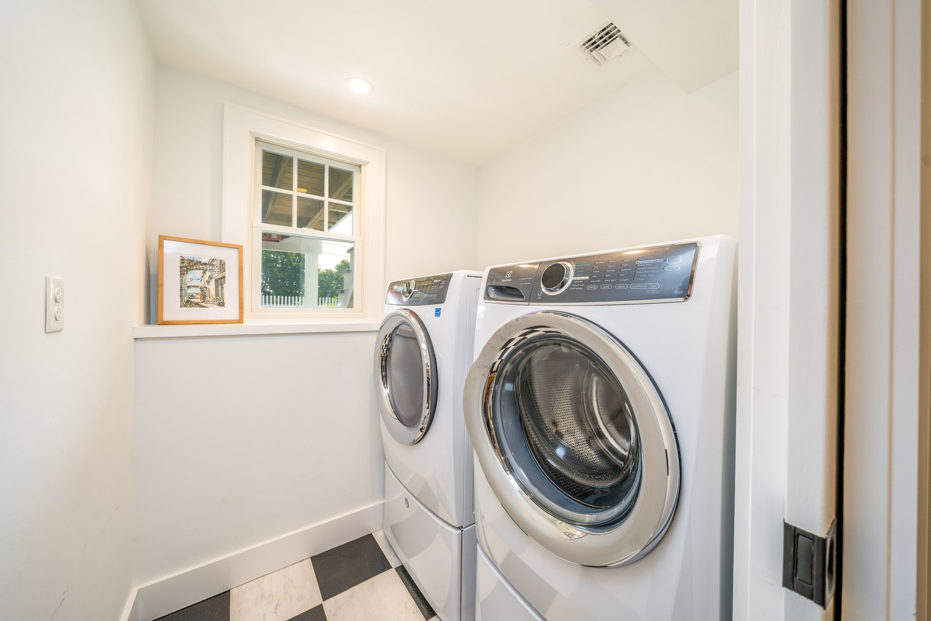 Renovated Cos Cob Colonial