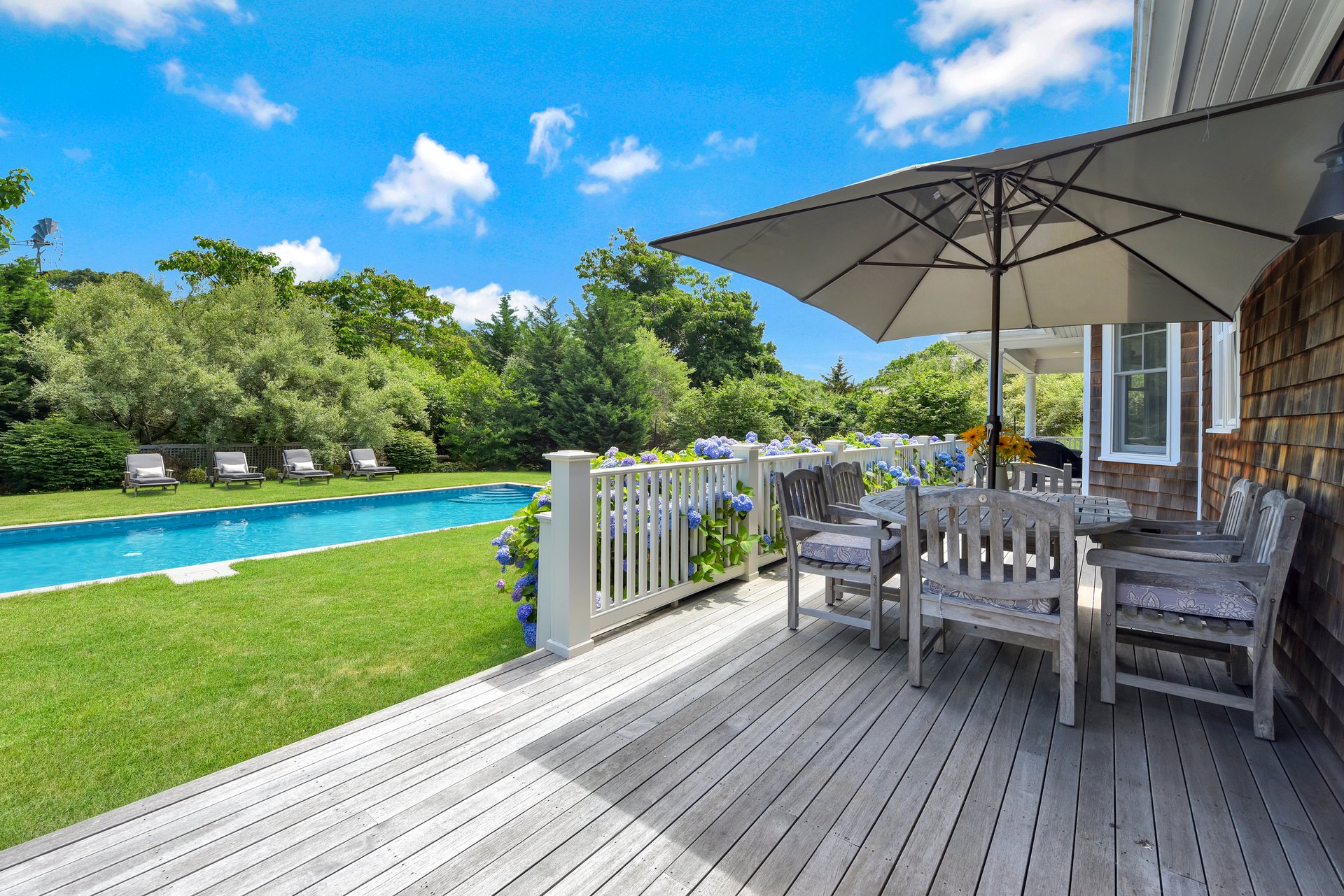 270 Ferry Rd