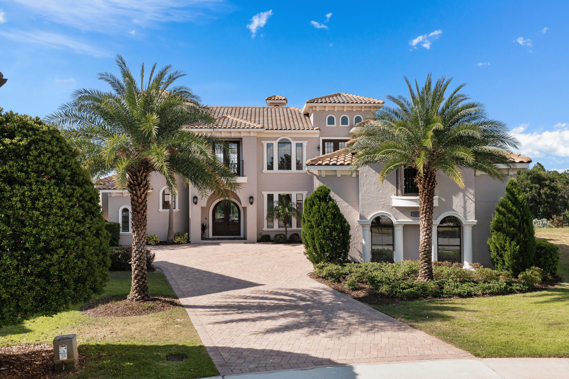 7829 PALMILLA CT