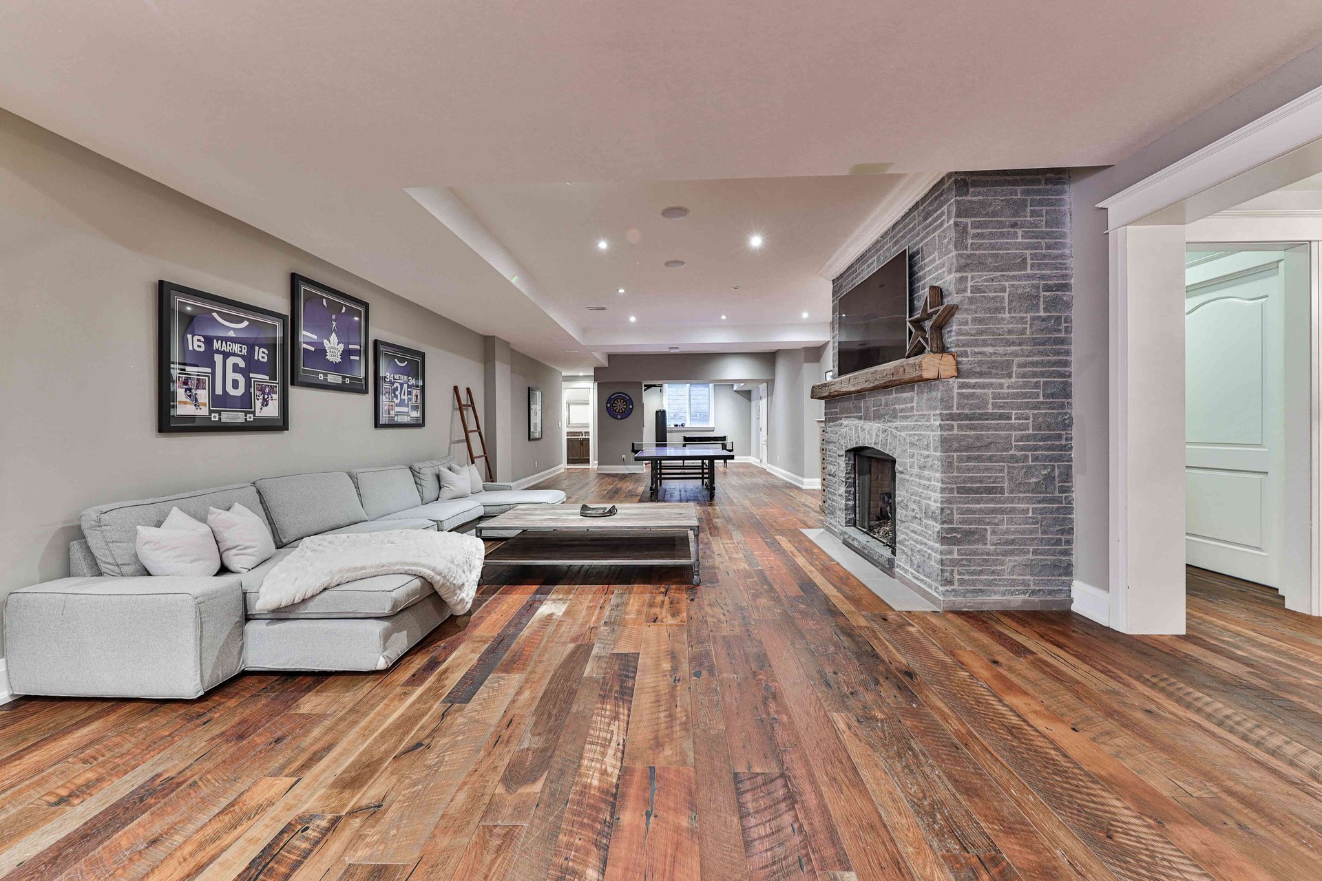 63 Veronica Dr