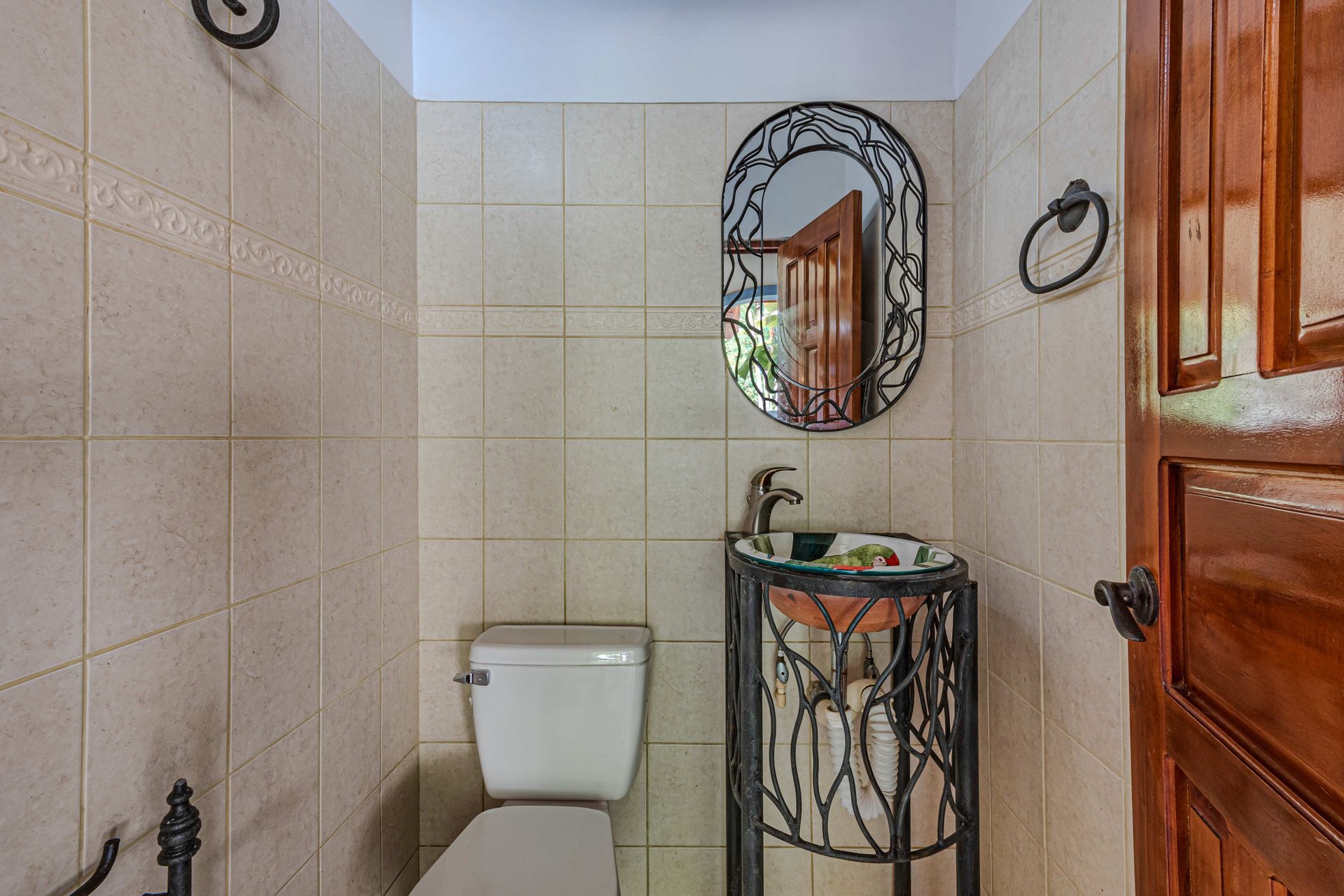 Casa de Jardin, A Luxury Estate With Casita.  Stunning Grounds and Views