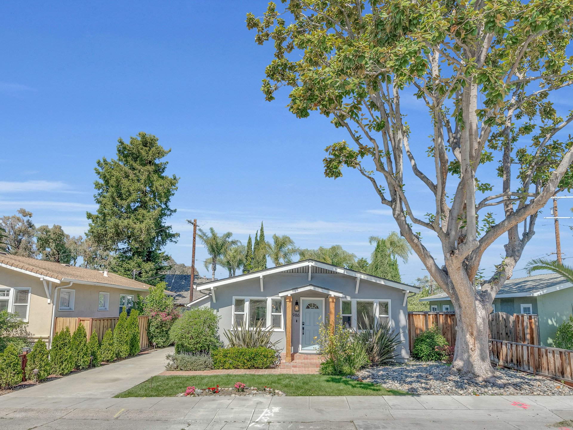 986 Katherine Court
