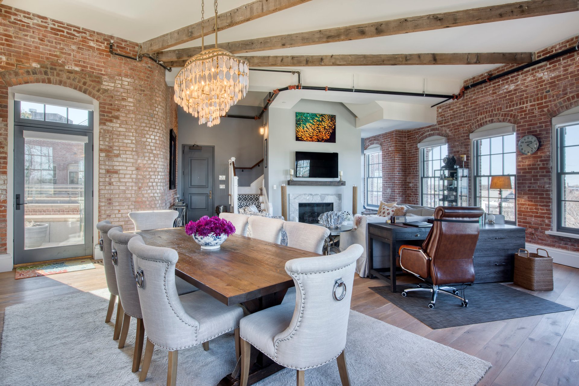 A Watchcase Flagship Penthouse With Unmatched Water Views