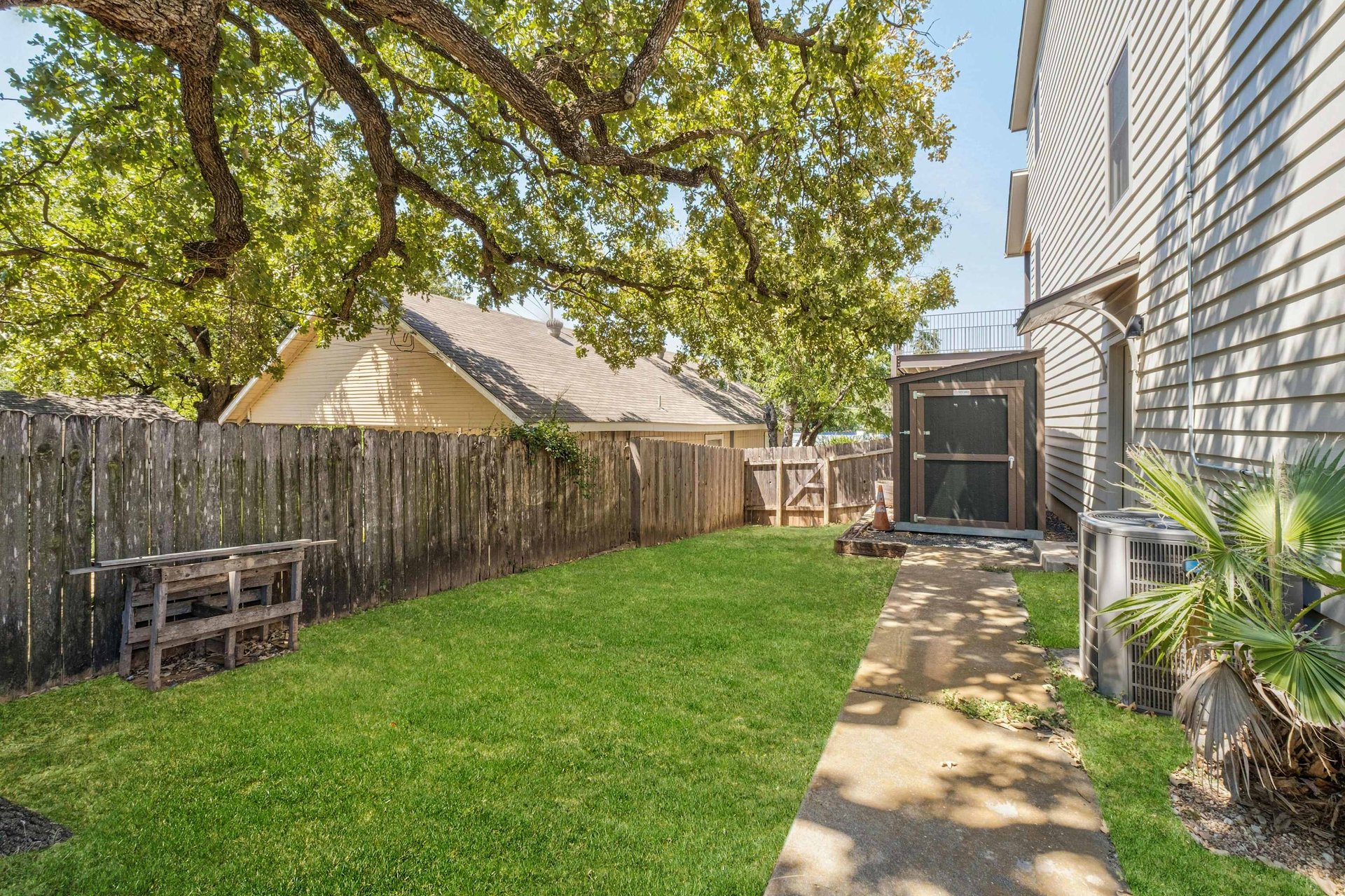 1203 Cedar Avenue