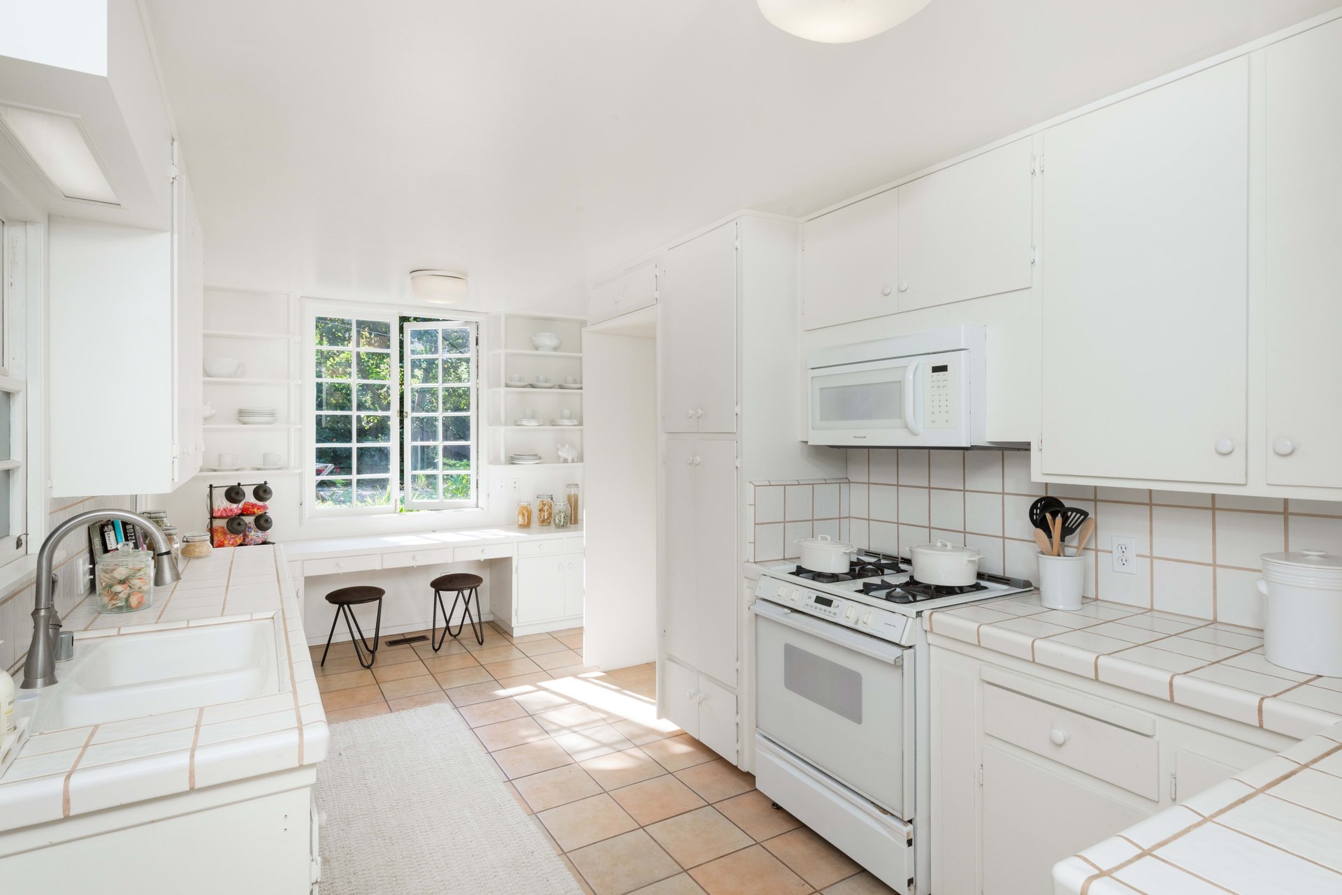12 Latimer Rd