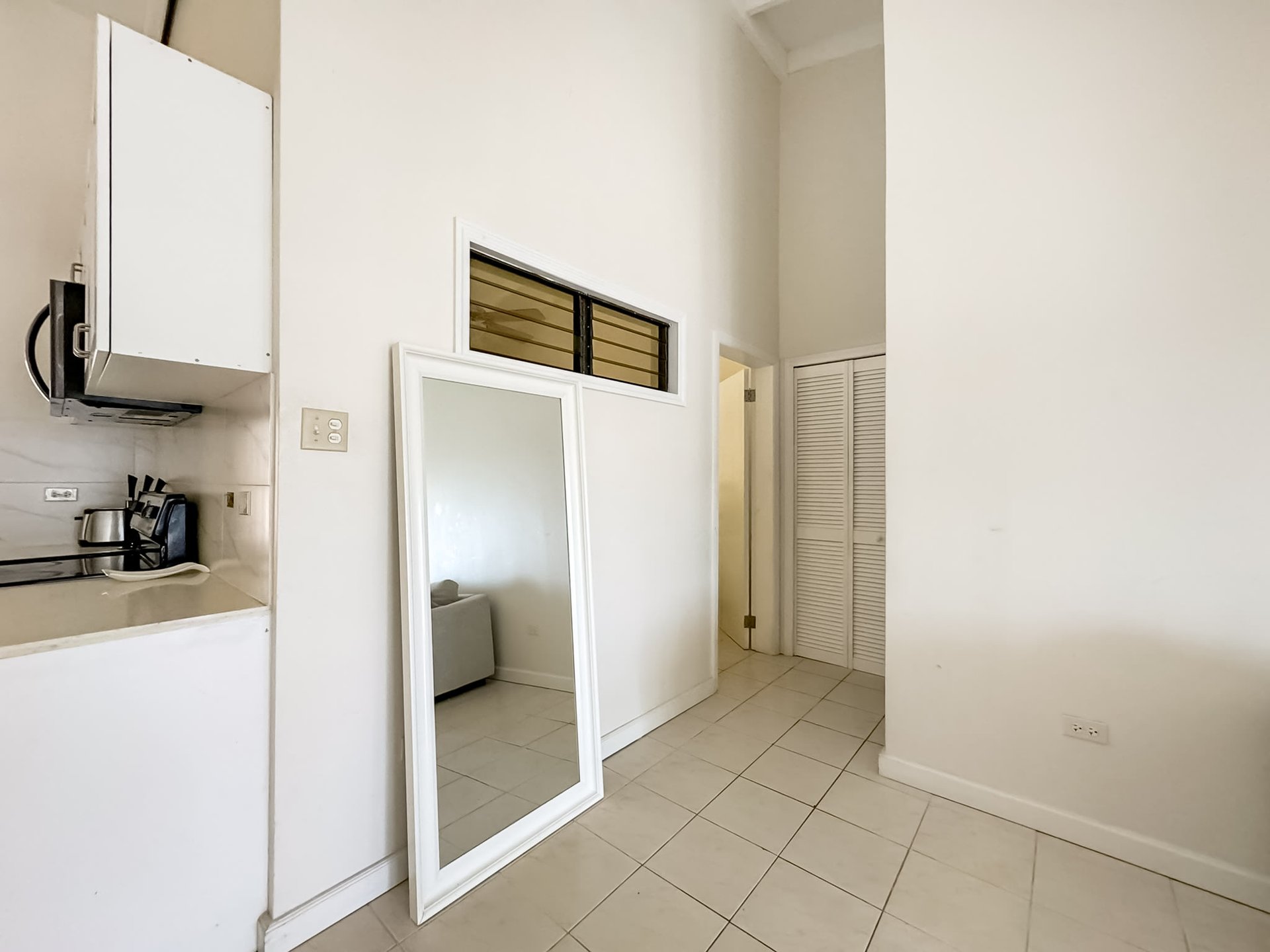 876 1 Bedroom Apartment near Road Town