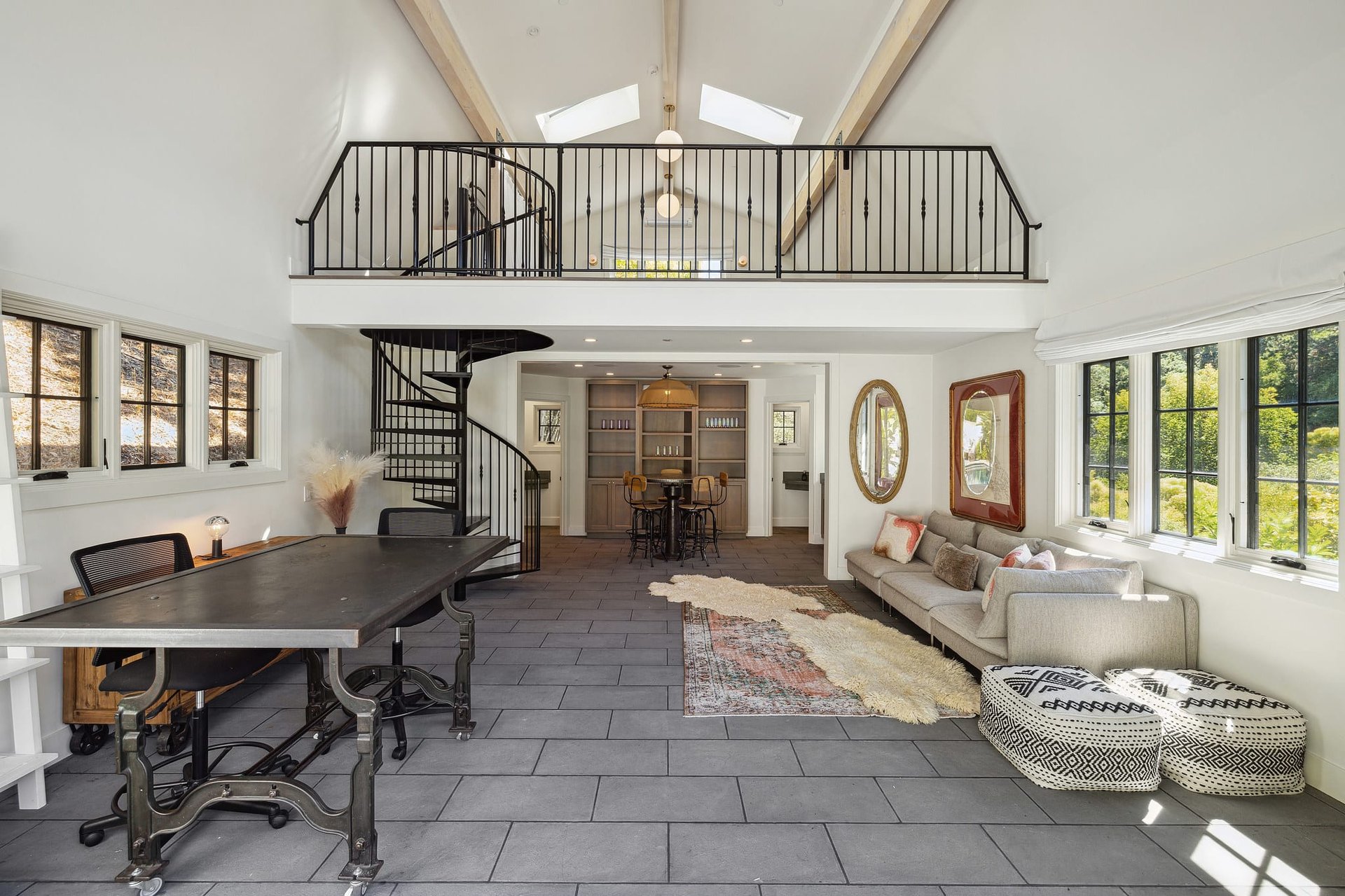 83 Laurel Grove