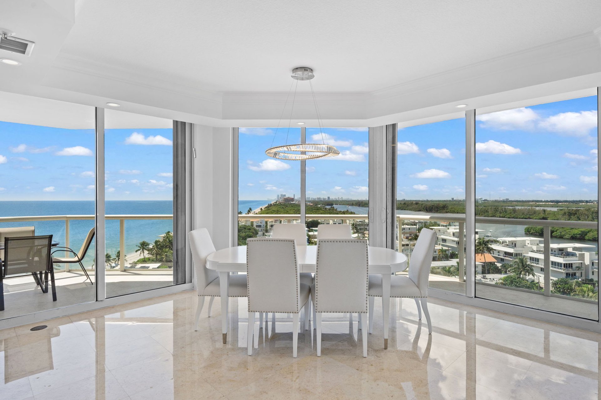 6001 N Ocean Dr Unit: 1104S