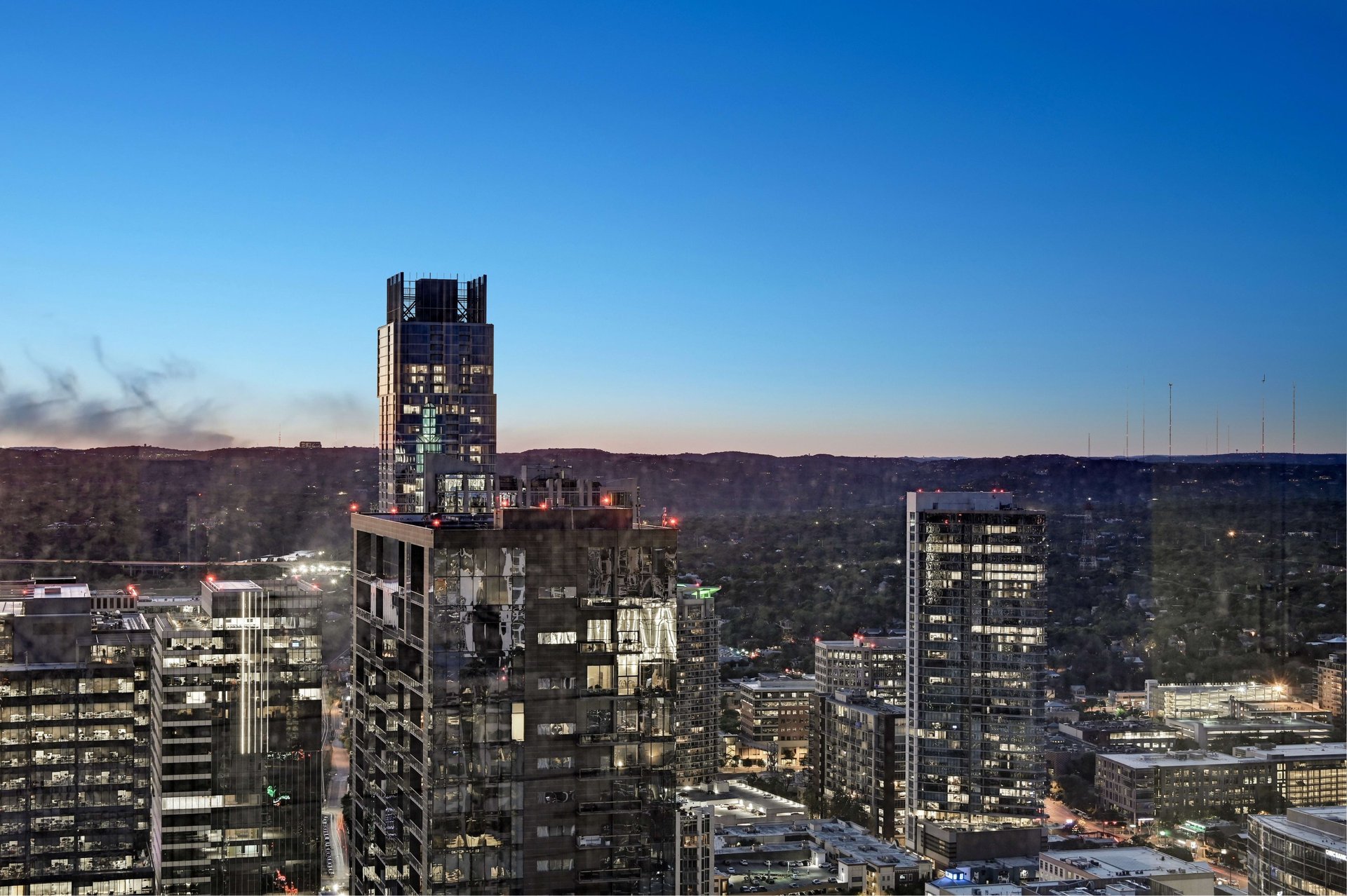 200 Congress Ave #44J