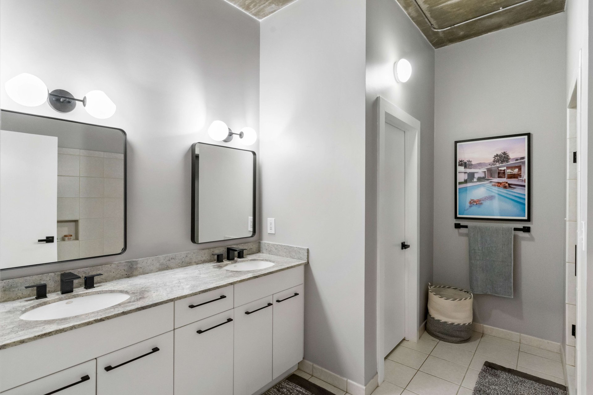 1023 Juniper Street NE Unit 302
