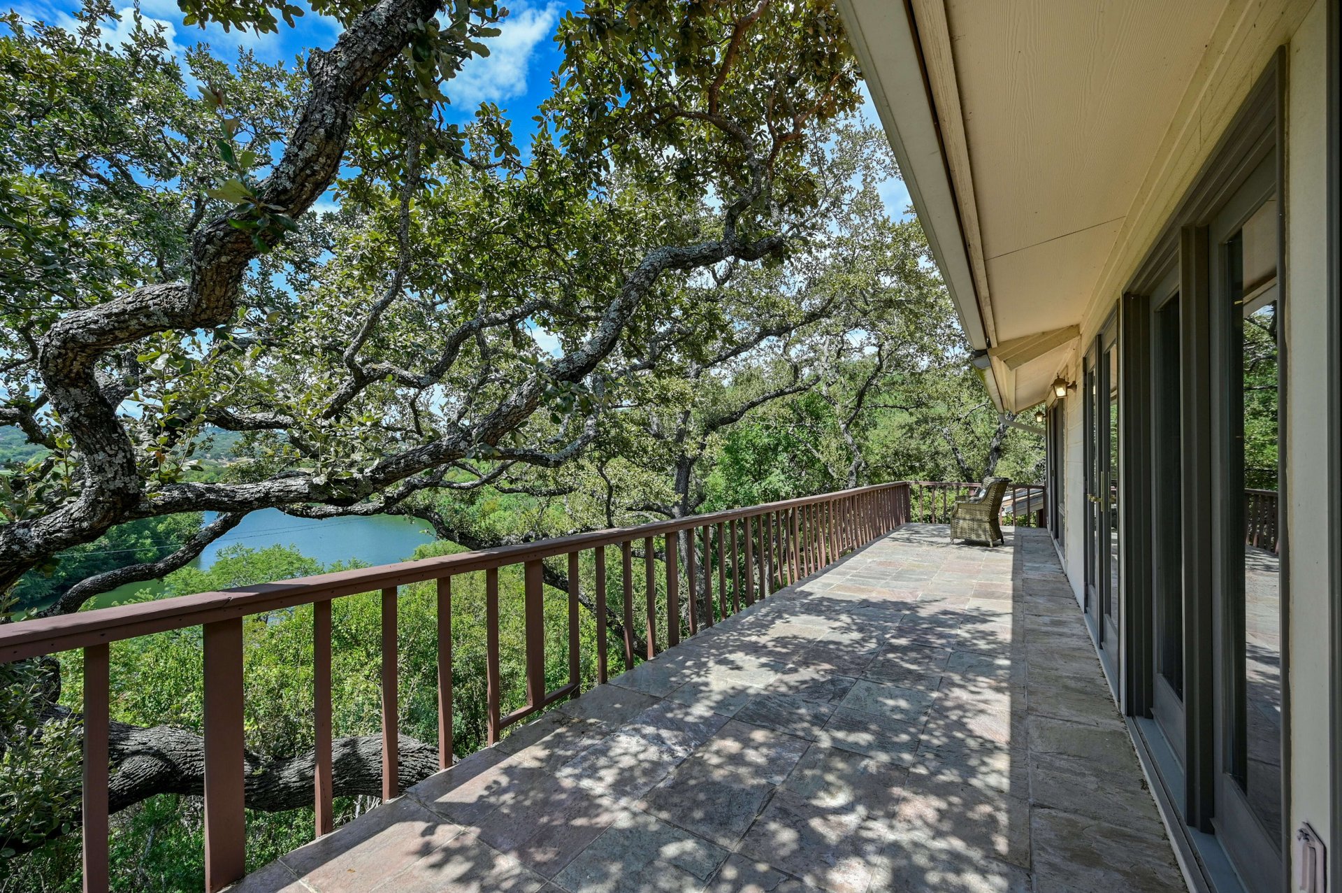 5711 Sam Houston Cir