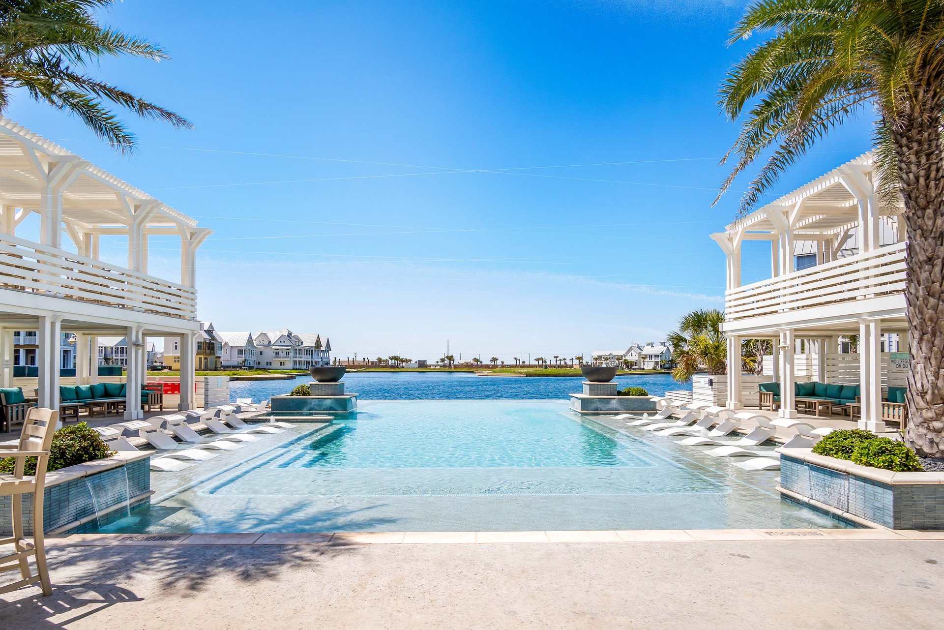 Cinnamon Shore South Community Pool