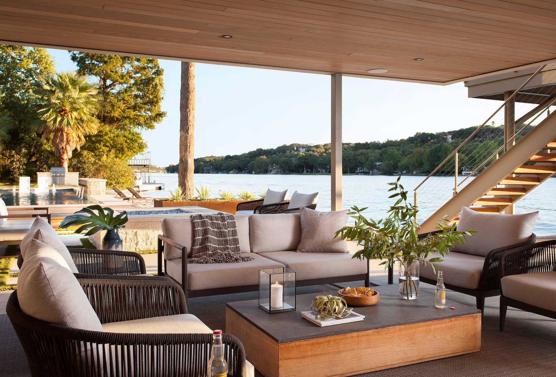 Stunning Lake Austin Retreat 