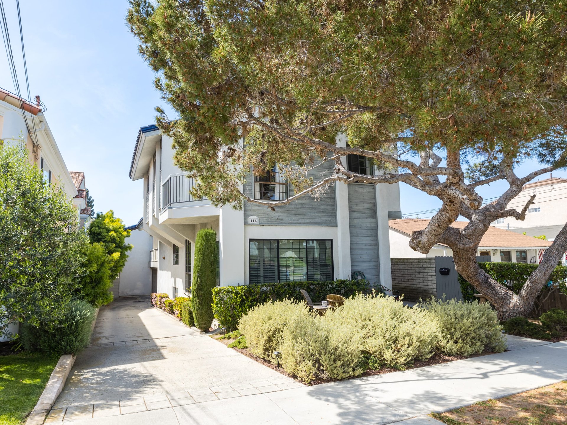 115 S Juanita Avenue A