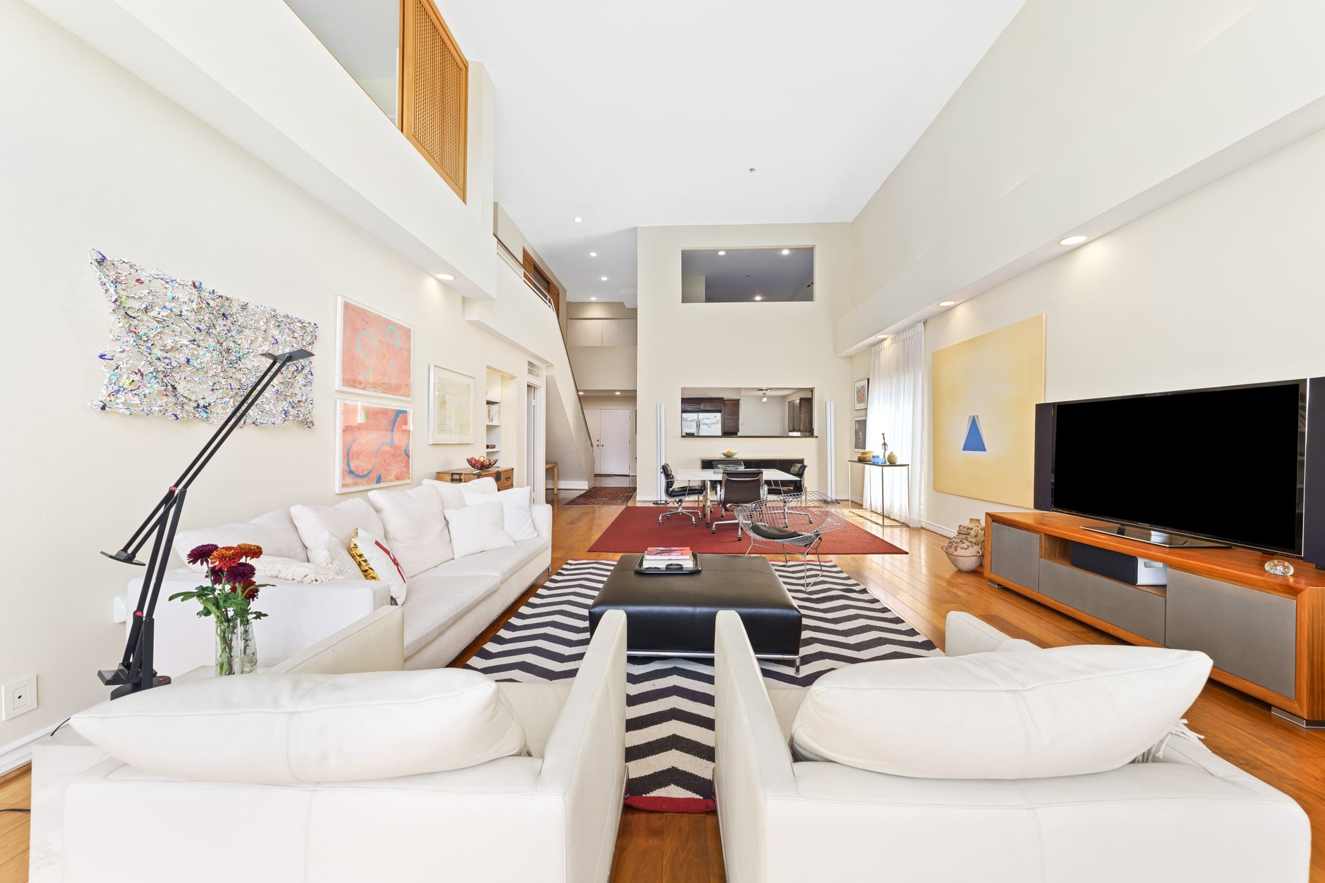 1520 S Beverly Glen Blvd #301, Westwood