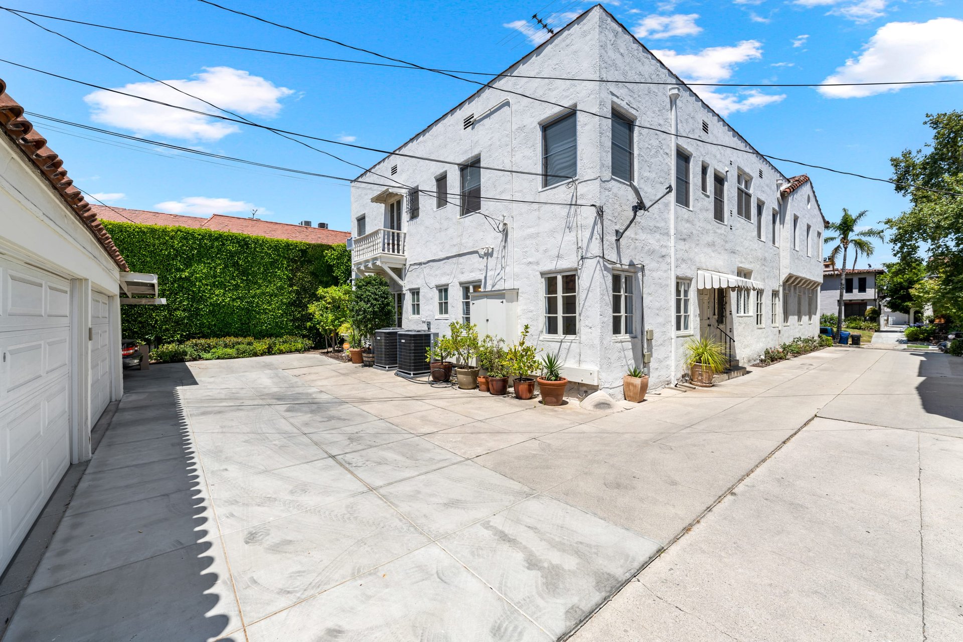 171 N Orange Dr, Hancock Park
