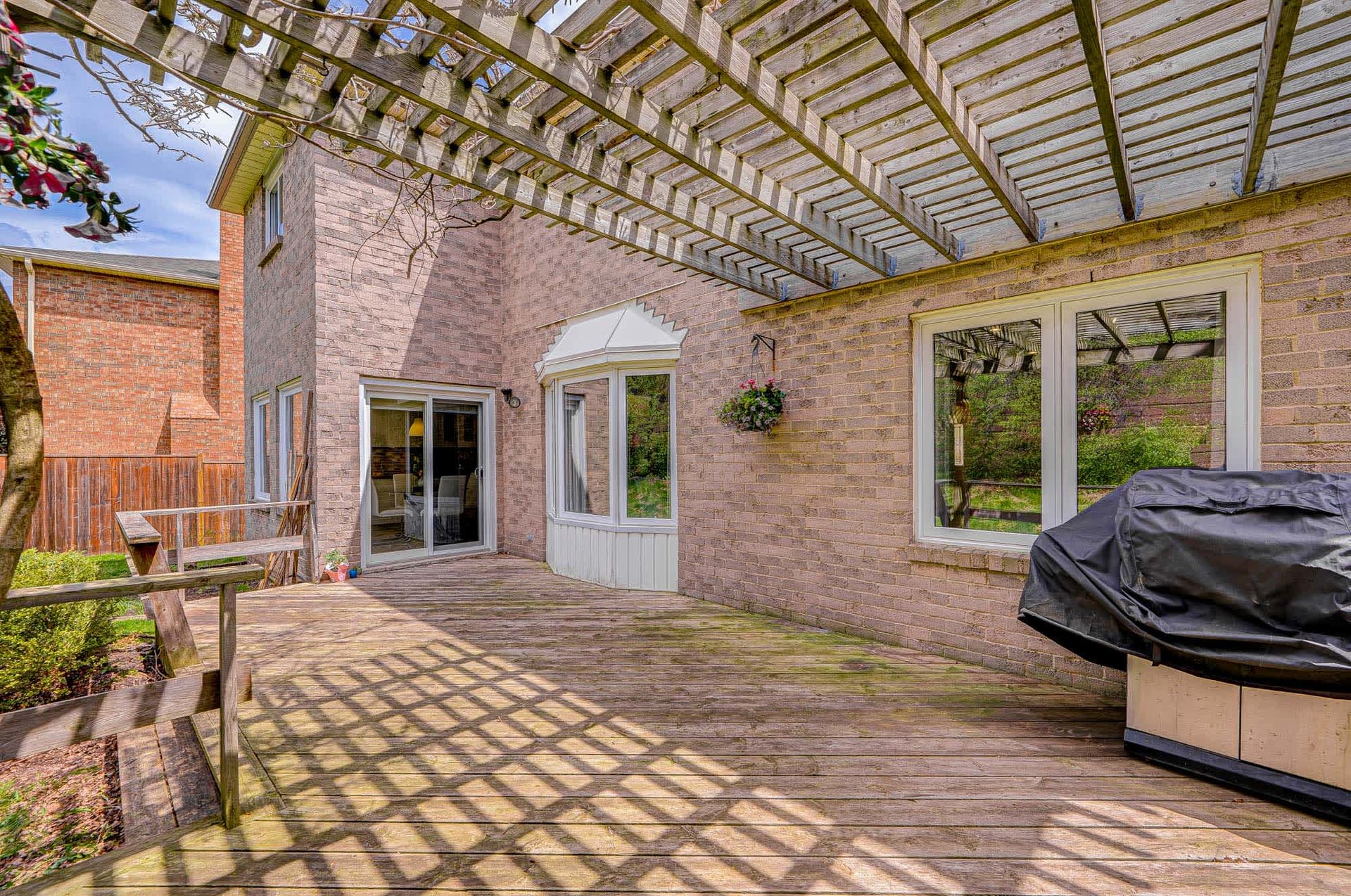 1534 Princeton Cres