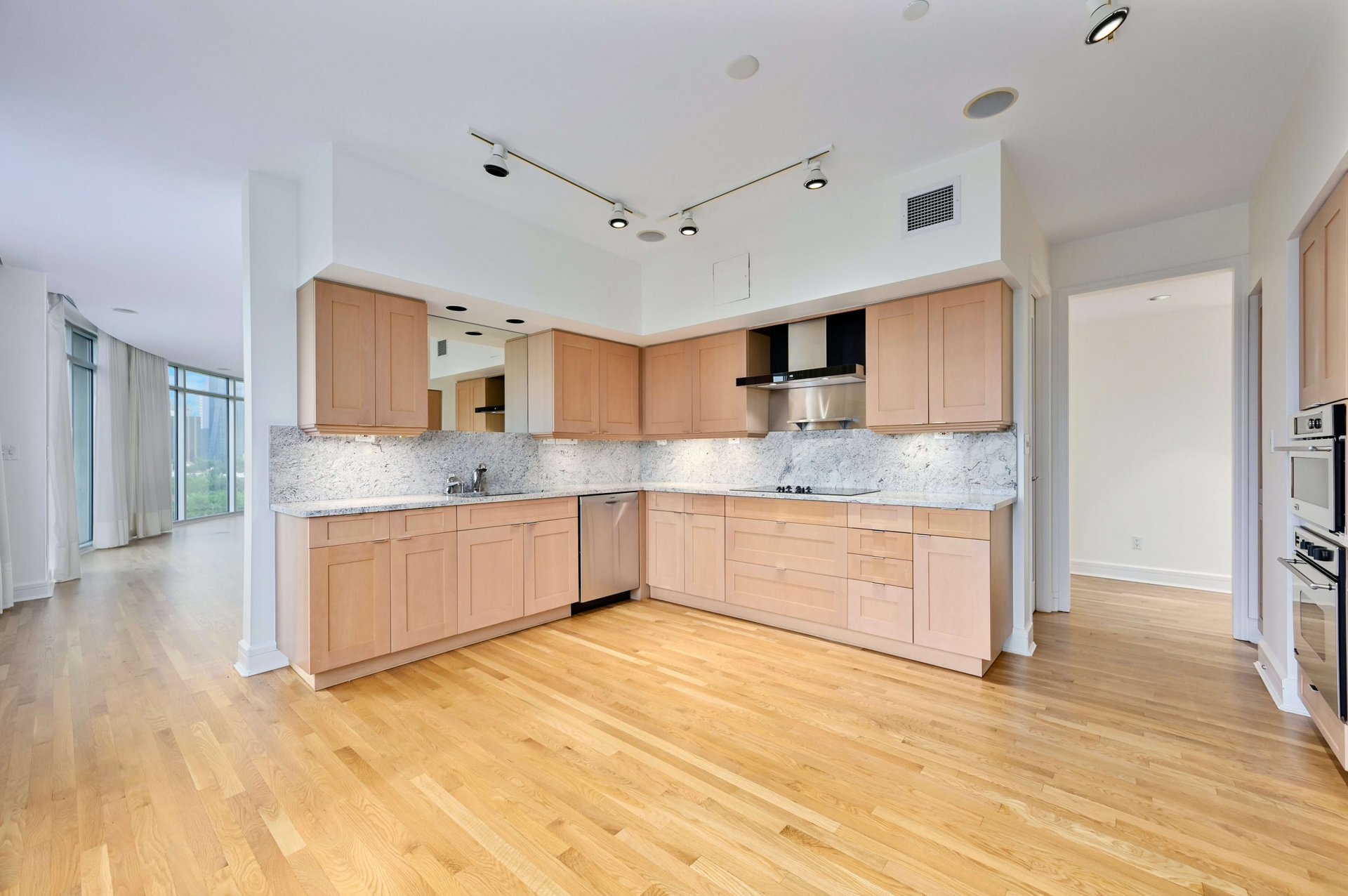 901 W 9th Street #1002