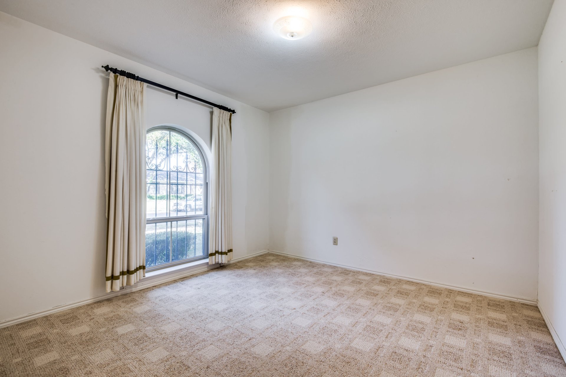 7744 La Manga Drive