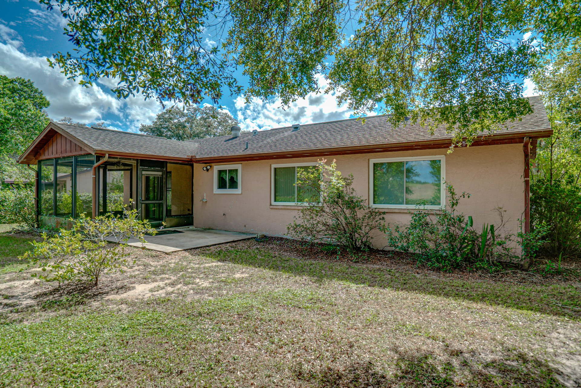 7130 LEXINGTON CIRCLE