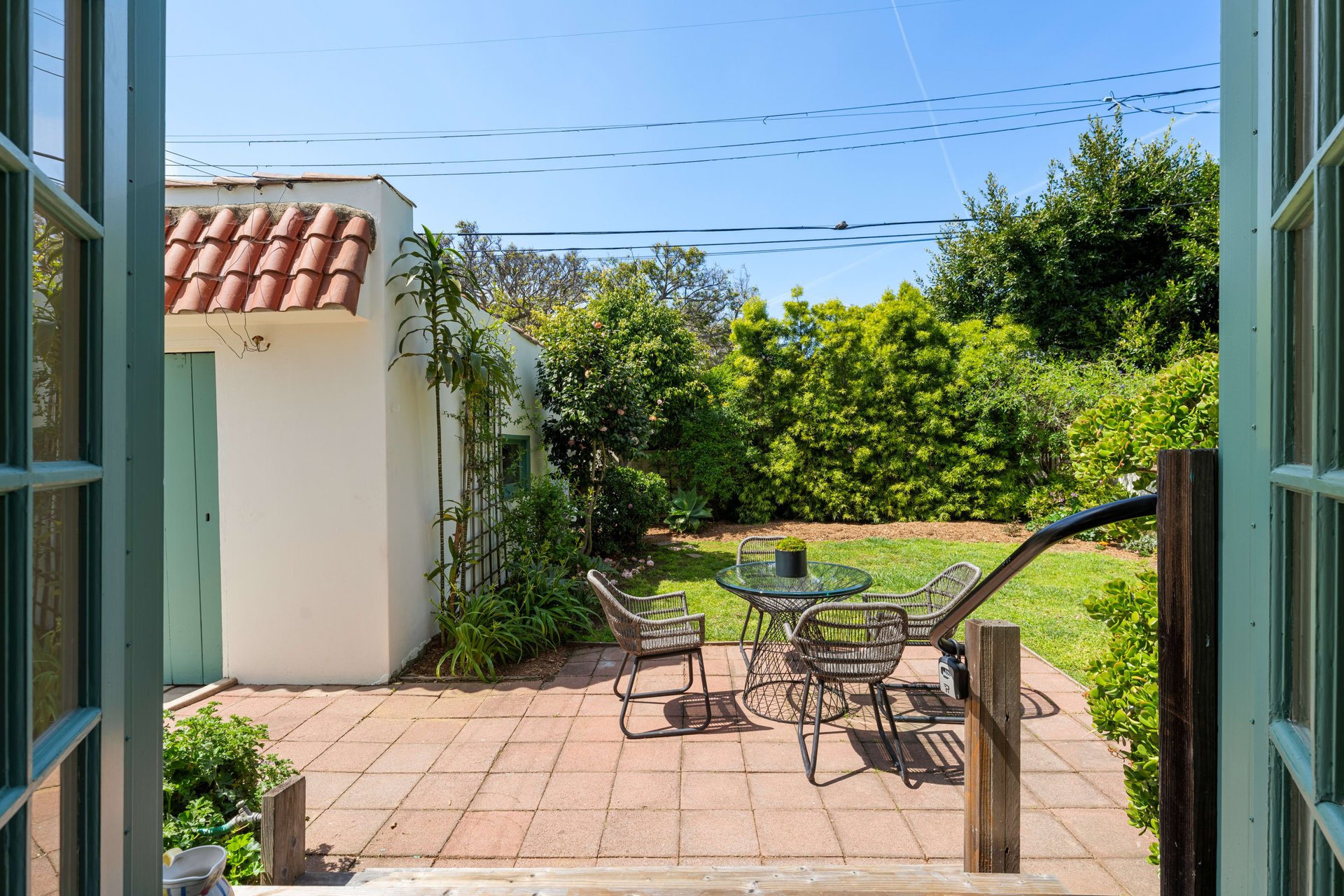 335 N Beirut Ave, Pacific Palisades