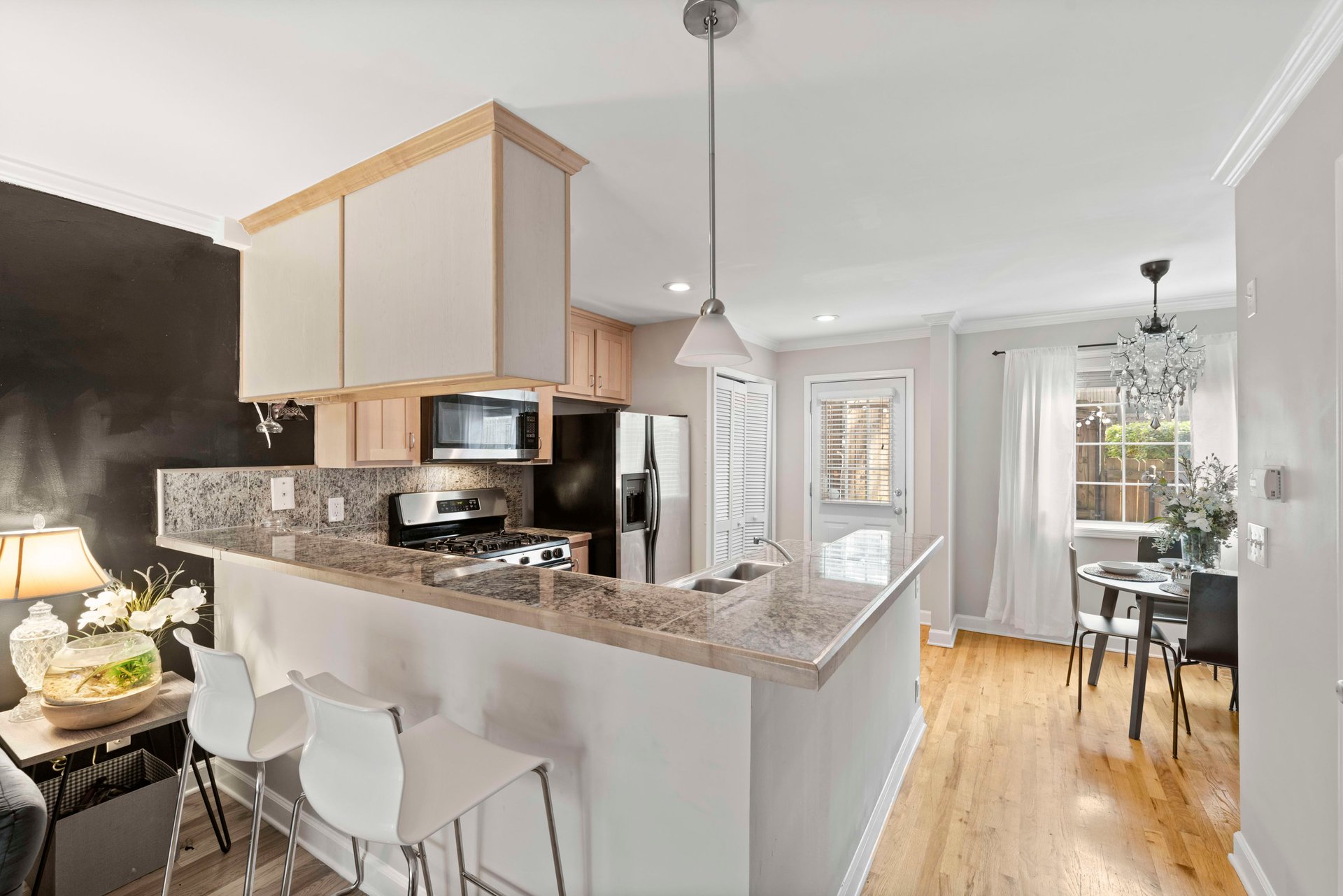 2232 Dunseath Avenue, Unit 210