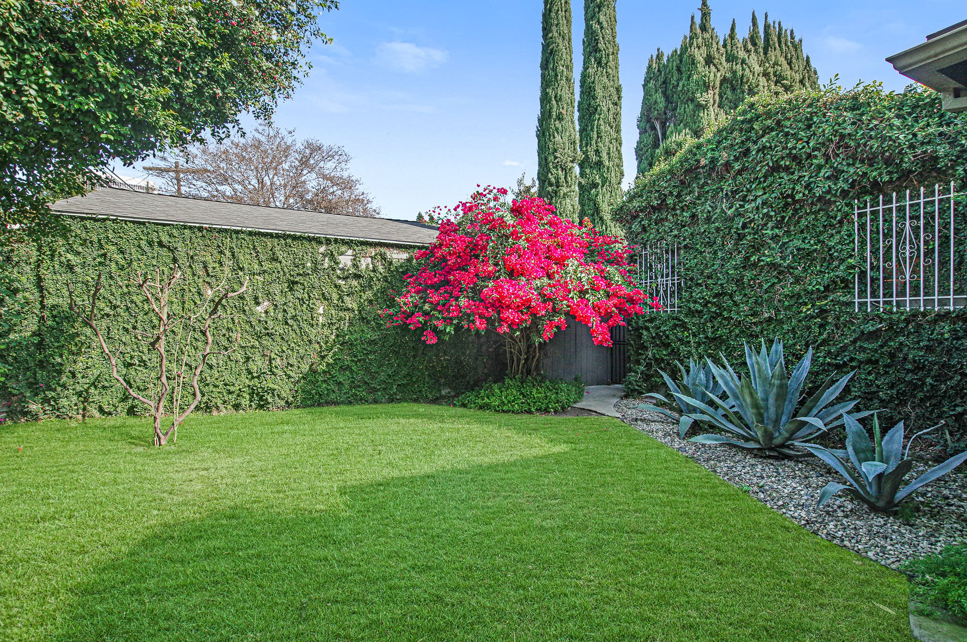 BREATHTAKING RESTORATION & RE-IMAGINED TRADITIONAL HOME IN MIRACLE MILE