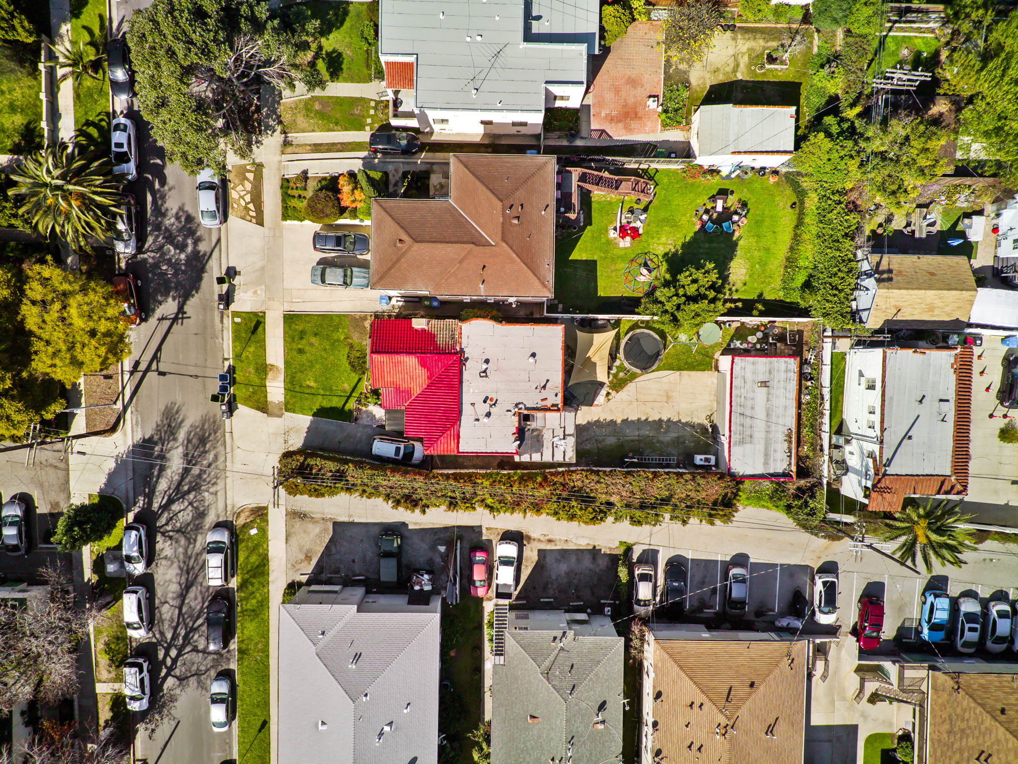 Wonderful Pride-of-Ownership Spanish 2-Story Duplex in Longwood Highlands