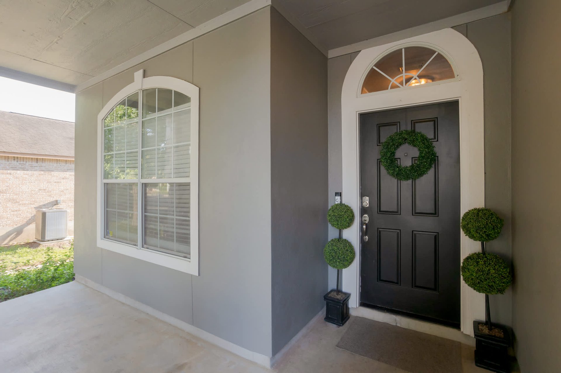 24843 CRESCENT RUN
