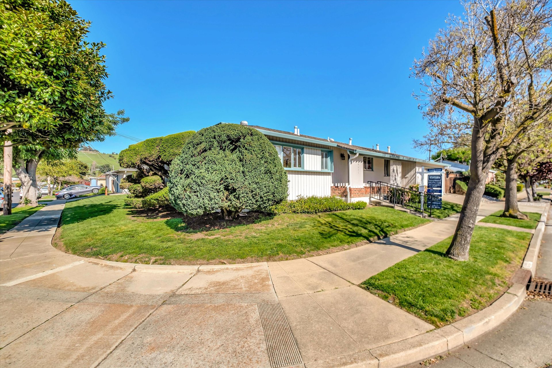 30688 Brae Burn Ave
