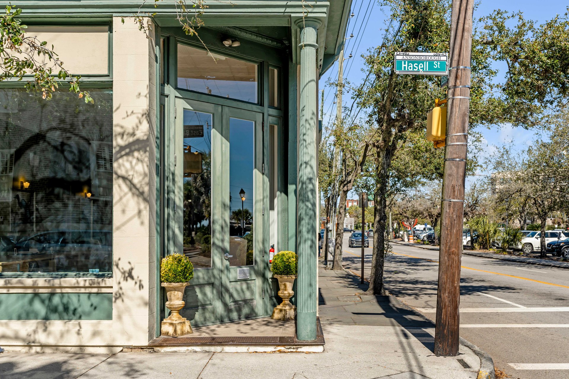 Hasell Street Retail/Office Lease