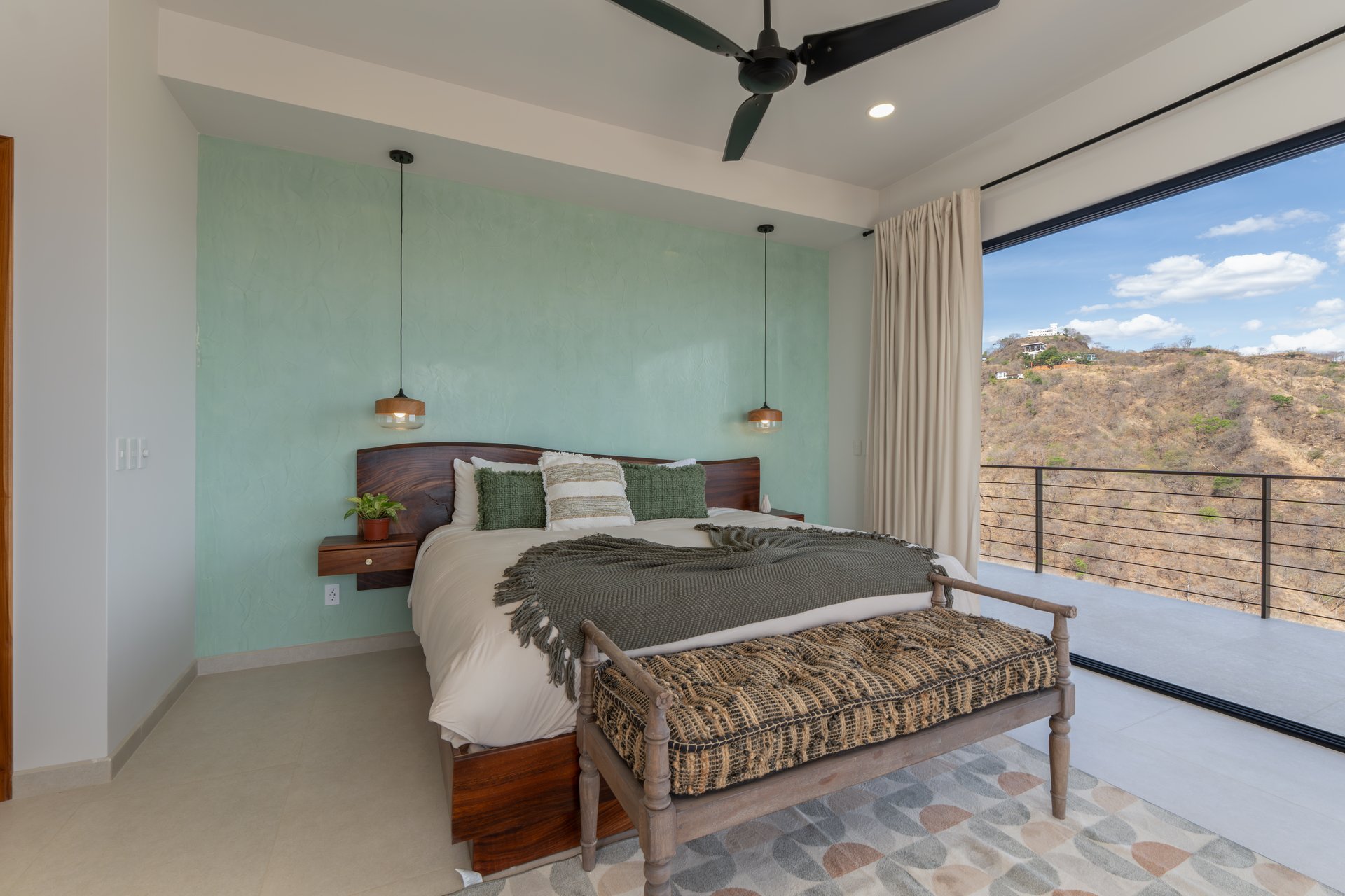 Casa Vista Escondida | 5 Bedroom Ocean View Estate with Seller Financing & Additional Lot in Playa Potrero Costa Rica