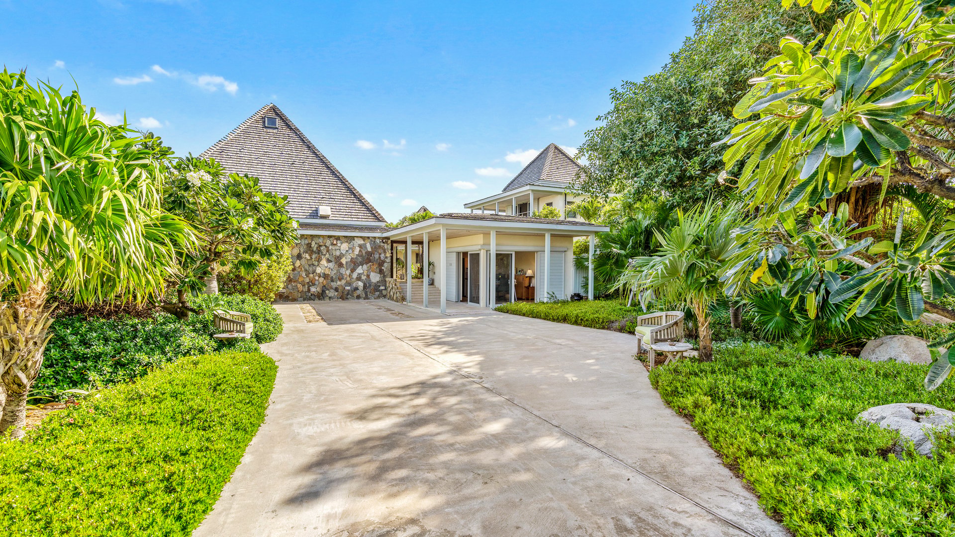 1142 Red Rock Villa