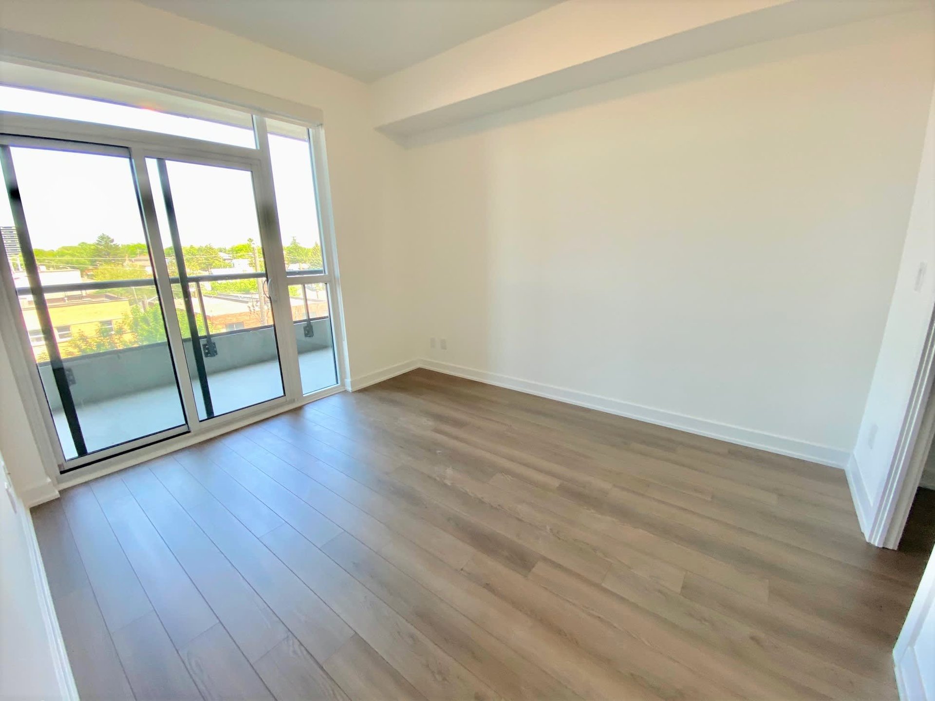1603 Eglinton Ave W, Unit 320