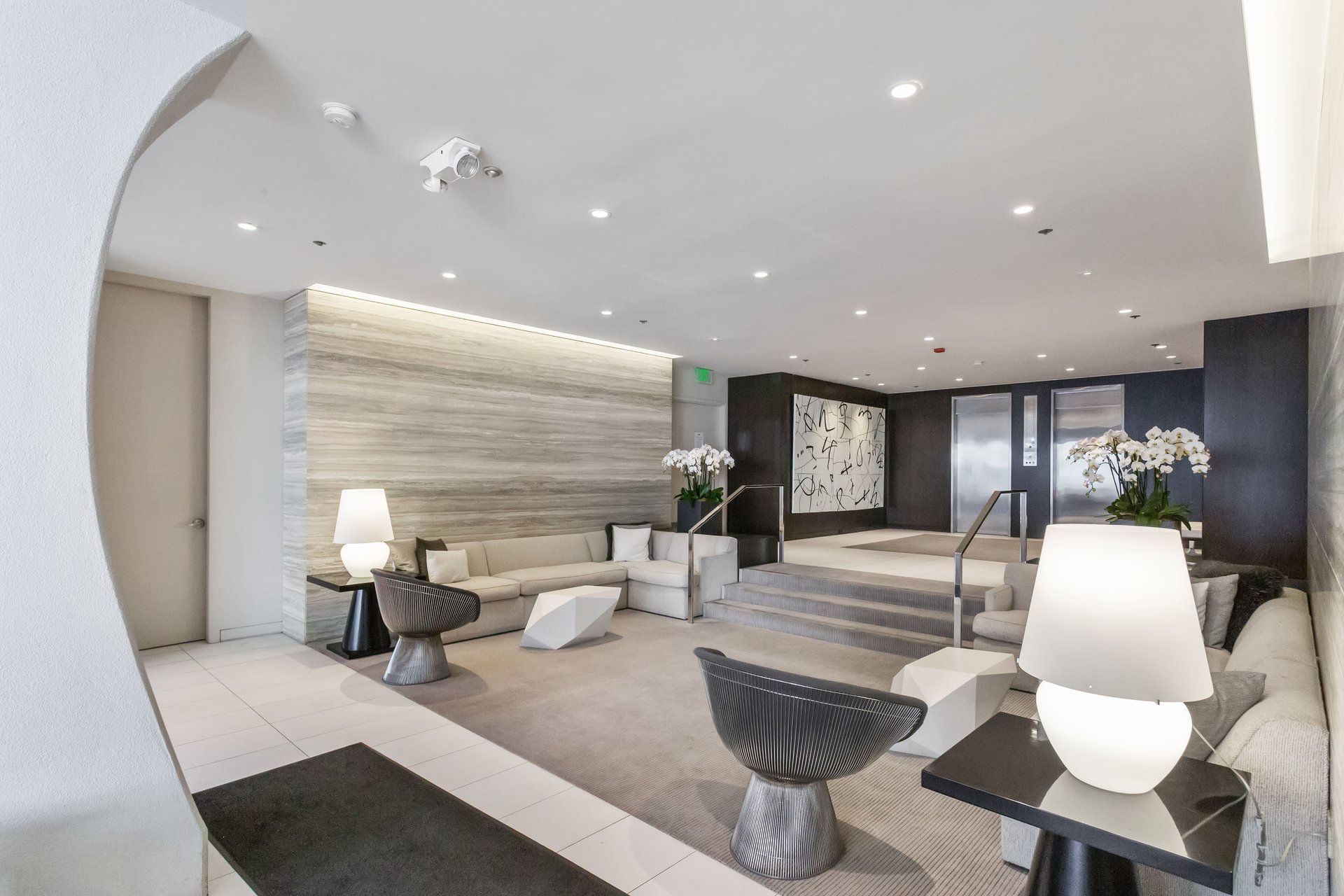 Updated Russian Hill View Residence