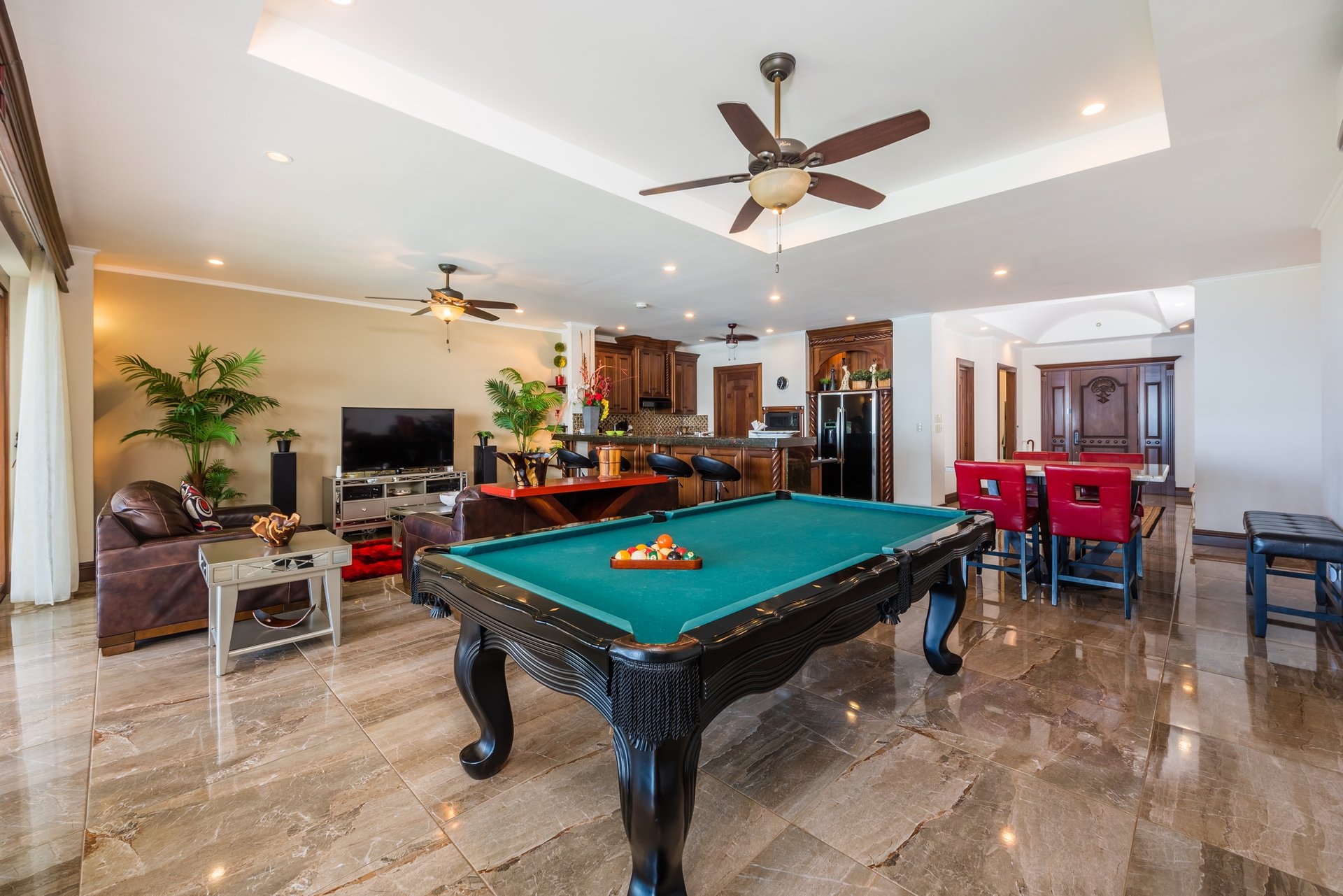 Flamingo Towers Penthouse #32 | Stunning ocean views with the luxury of condo living at Flamingo Beach!