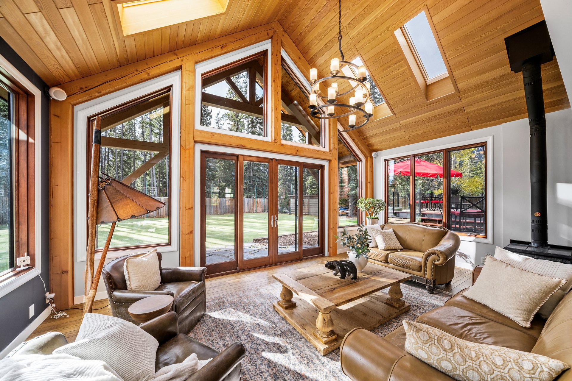 AUCTION BIDDING OPEN: Bidding ends December 17th | 5 Woodside Lane