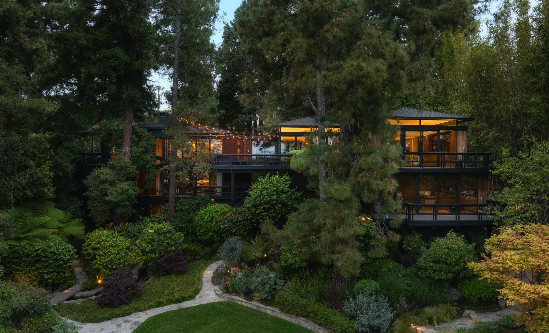 900 Napoli Dr